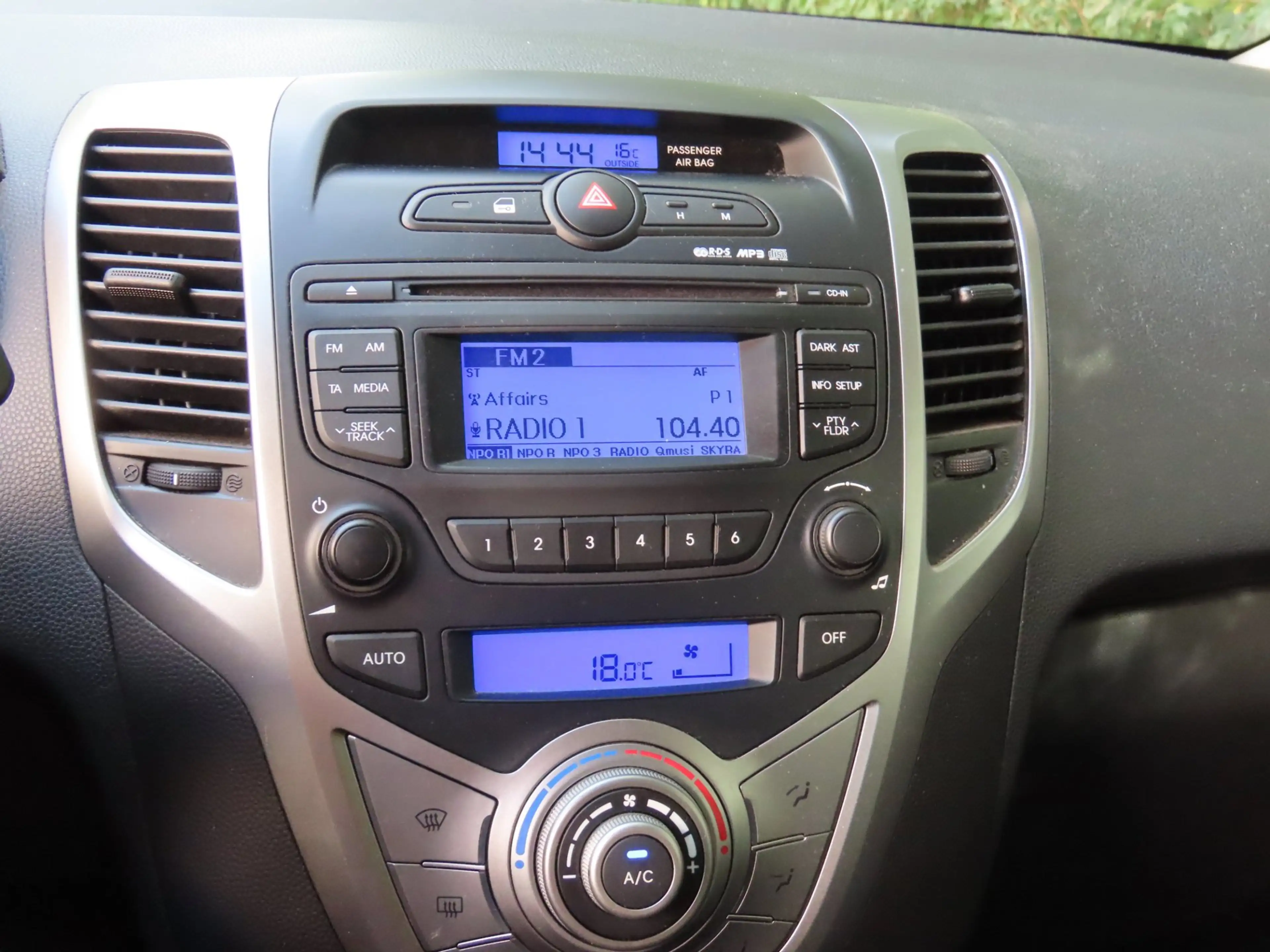 Hyundai iX20 1.6i i-Vision *Trekhaak — photo 15