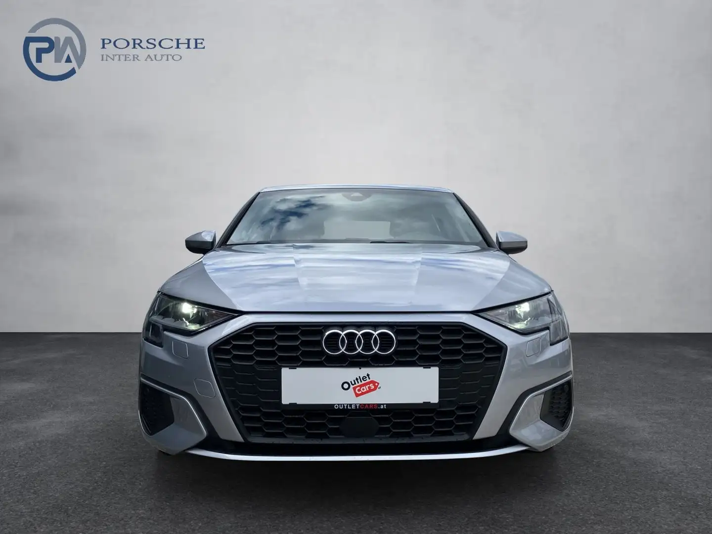 Audi A3 30 TFSI Zilver - 2
