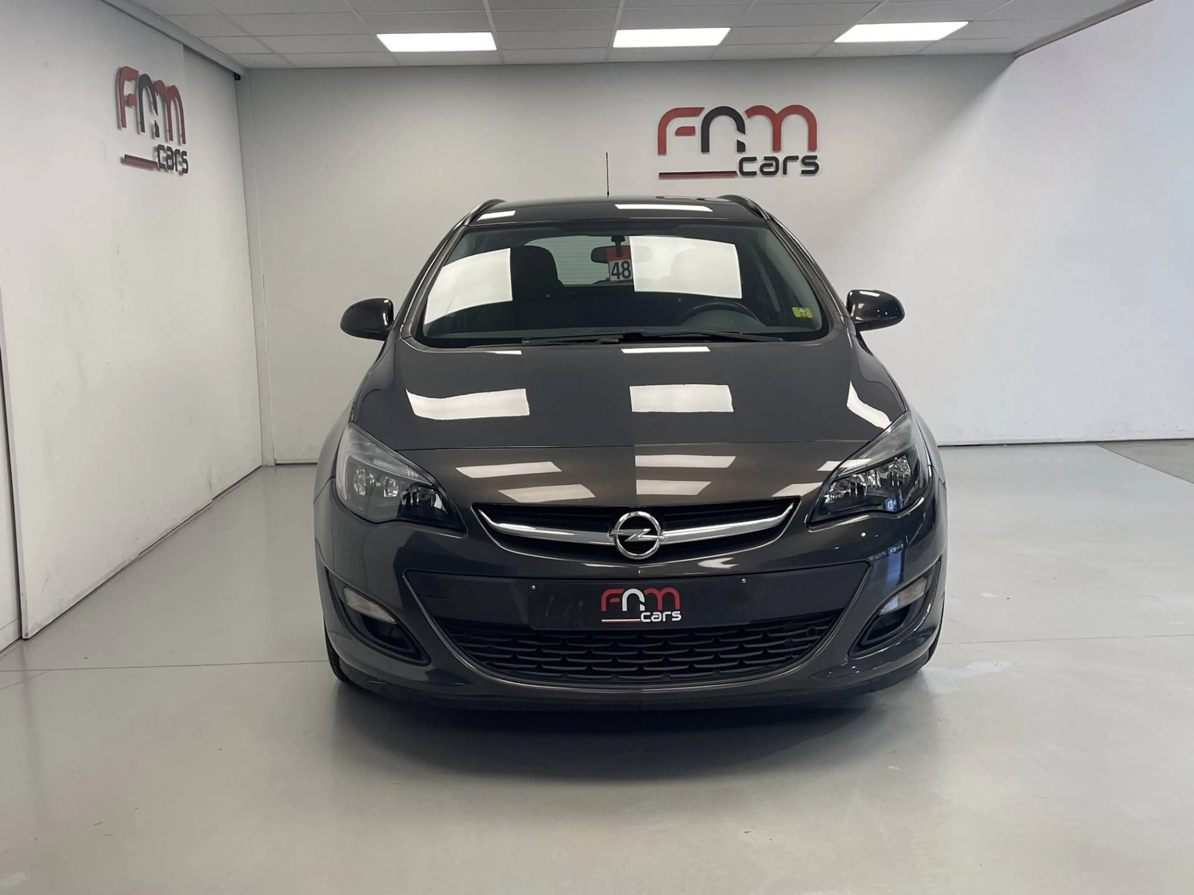 Opel Astra Tourer 1.4 Turbo benzine Automaat bwj2015 Garantie — photo 2