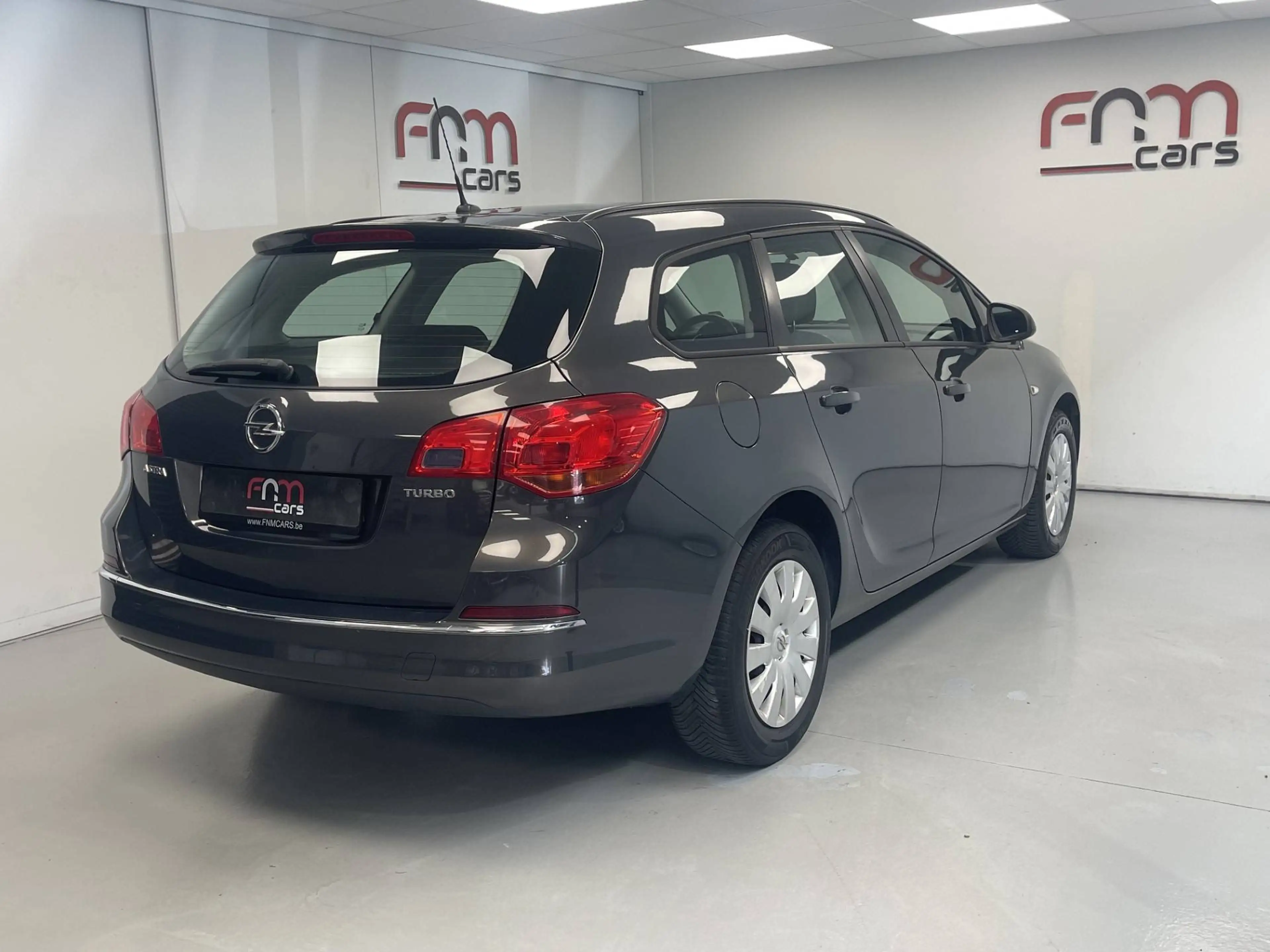 Opel Astra Tourer 1.4 Turbo benzine Automaat bwj2015 Garantie — photo 7