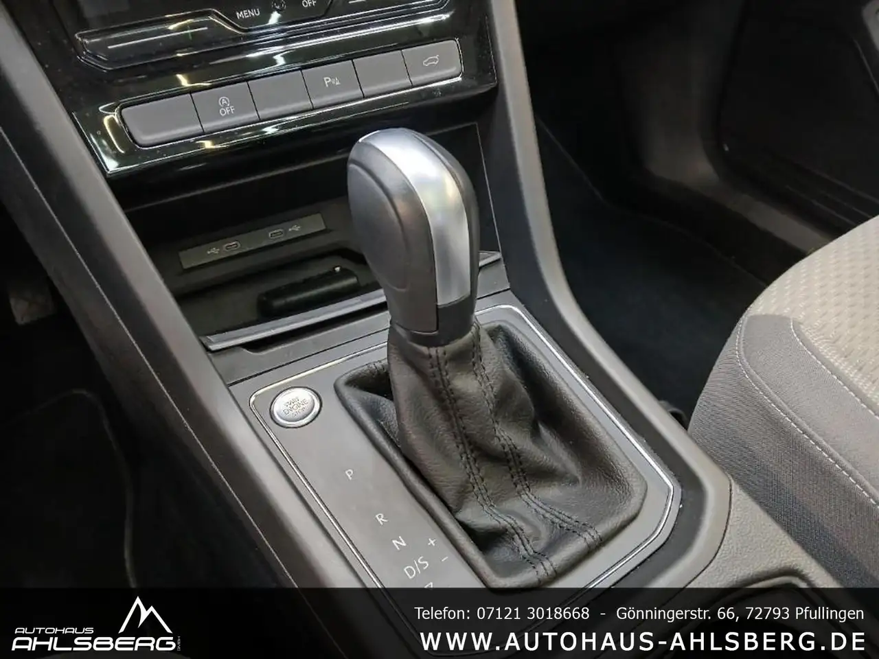 Volkswagen Touran COMFORT/ DIG.C/IQ-LIGHT/PANO/KEYLESS/APP/ACC/AHK 20