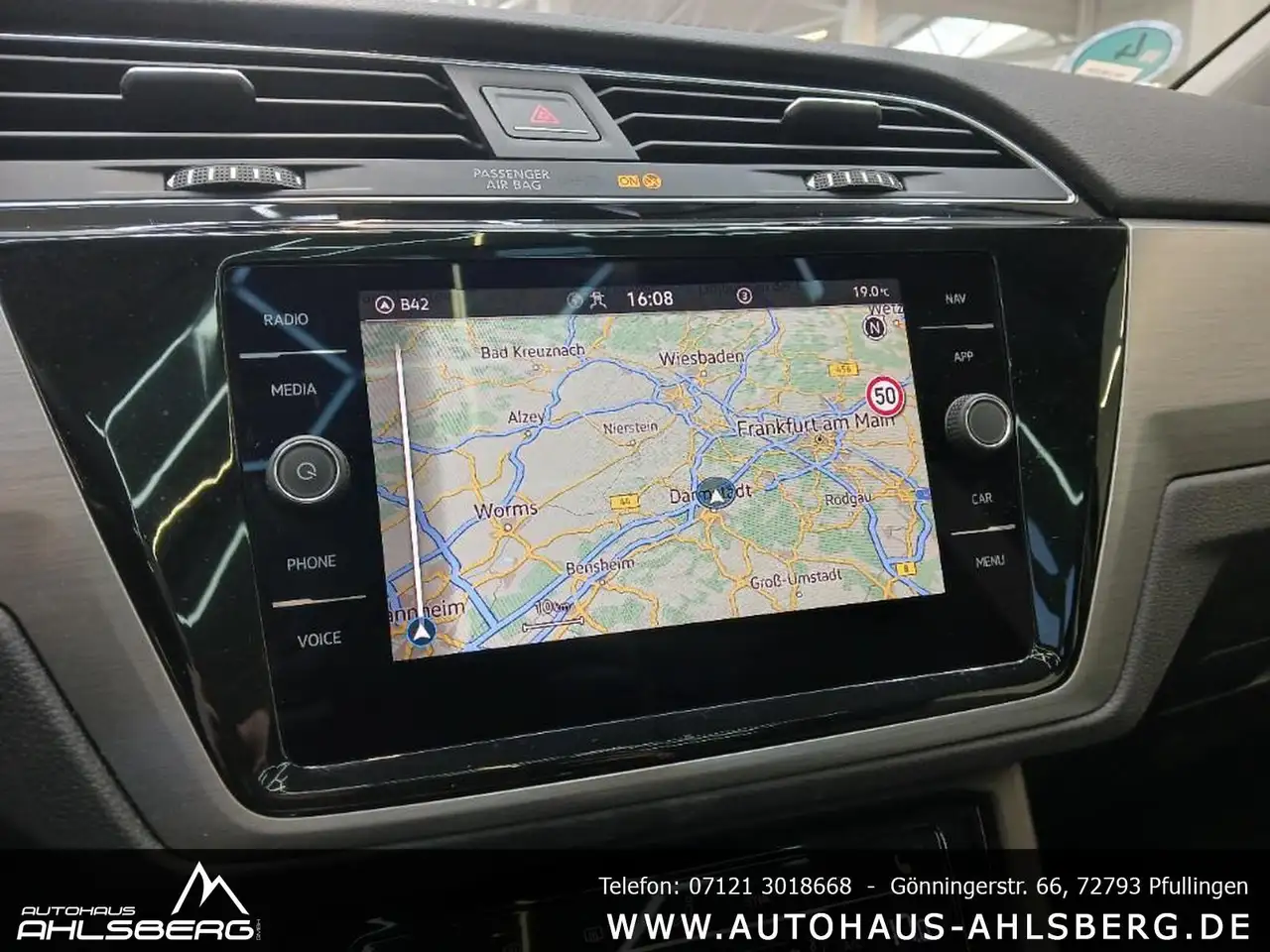 Volkswagen Touran COMFORT/ DIG.C/IQ-LIGHT/PANO/KEYLESS/APP/ACC/AHK 17