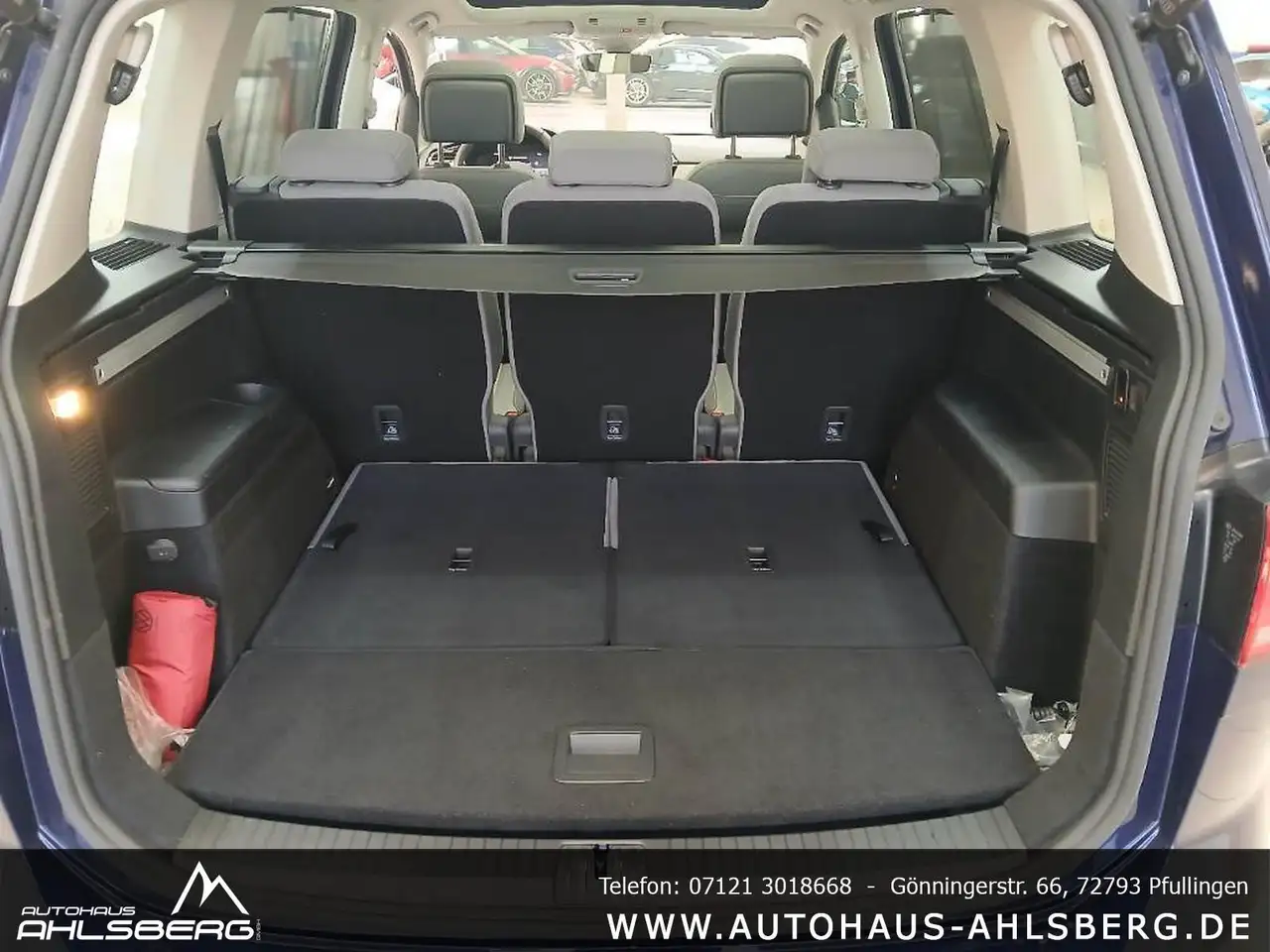 Volkswagen Touran COMFORT/ DIG.C/IQ-LIGHT/PANO/KEYLESS/APP/ACC/AHK 23