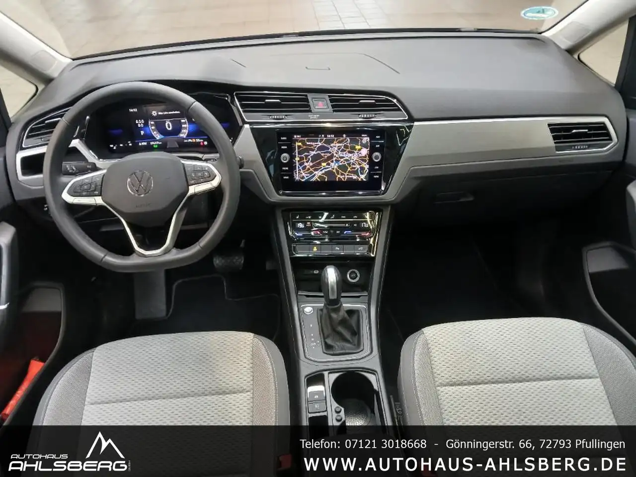 Volkswagen Touran COMFORT/ DIG.C/IQ-LIGHT/PANO/KEYLESS/APP/ACC/AHK 14