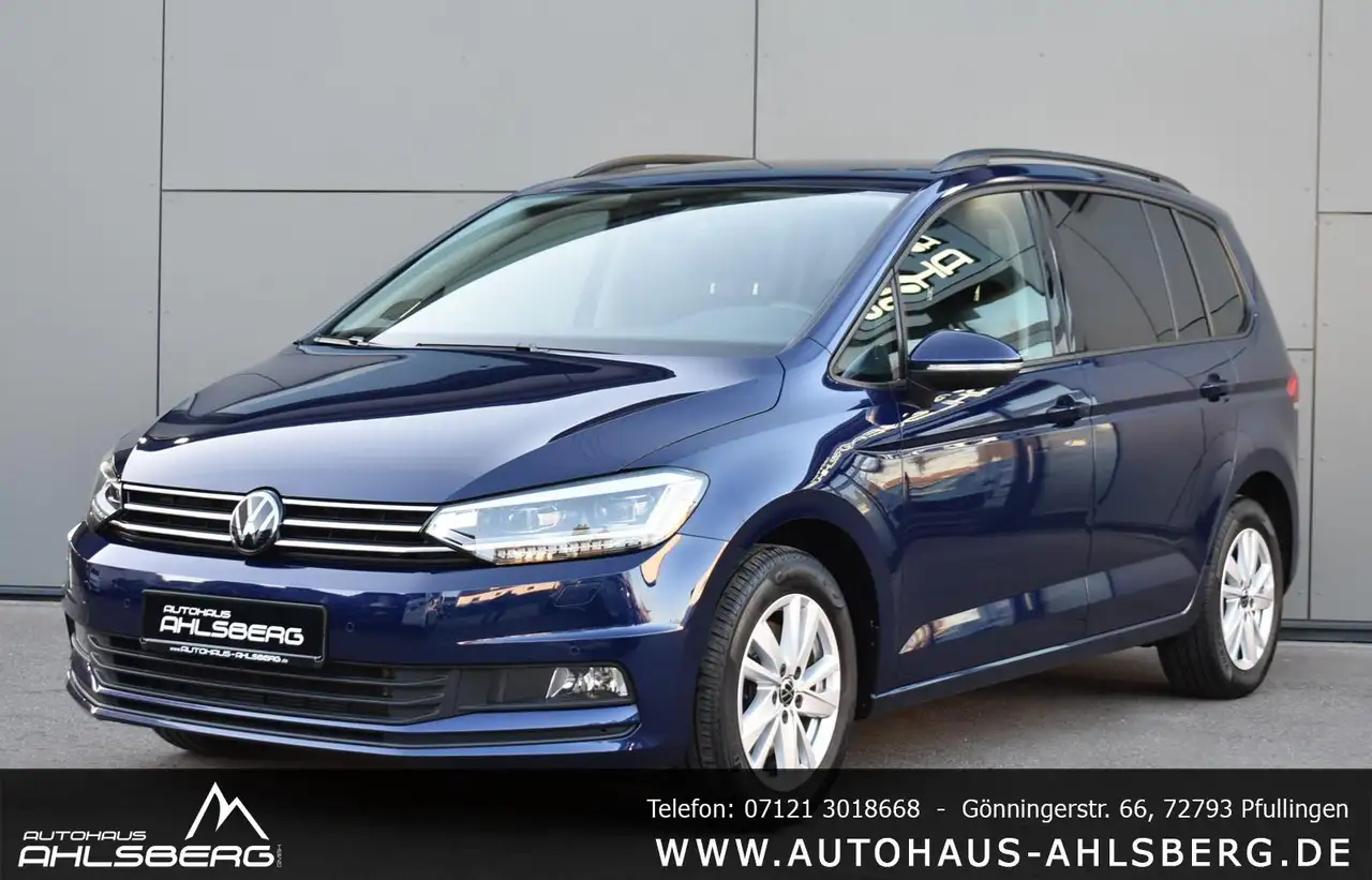 Volkswagen Touran COMFORT/ DIG.C/IQ-LIGHT/PANO/KEYLESS/APP/ACC/AHK