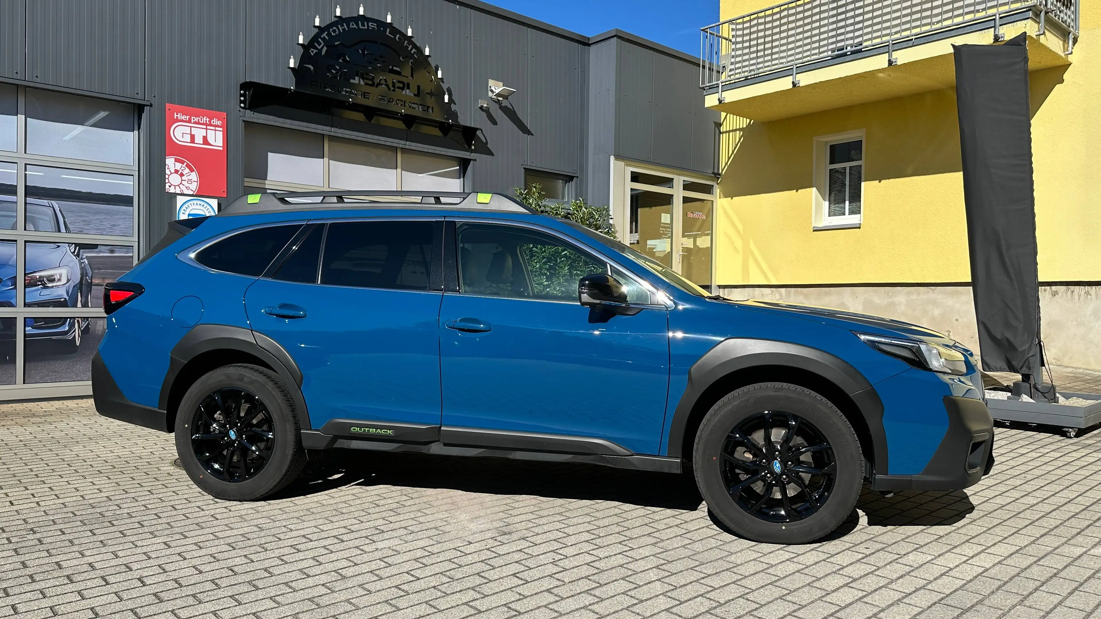 Subaru OUTBACK Outback 2.5i Lineartronic Edition Platinum Cross — photo 2