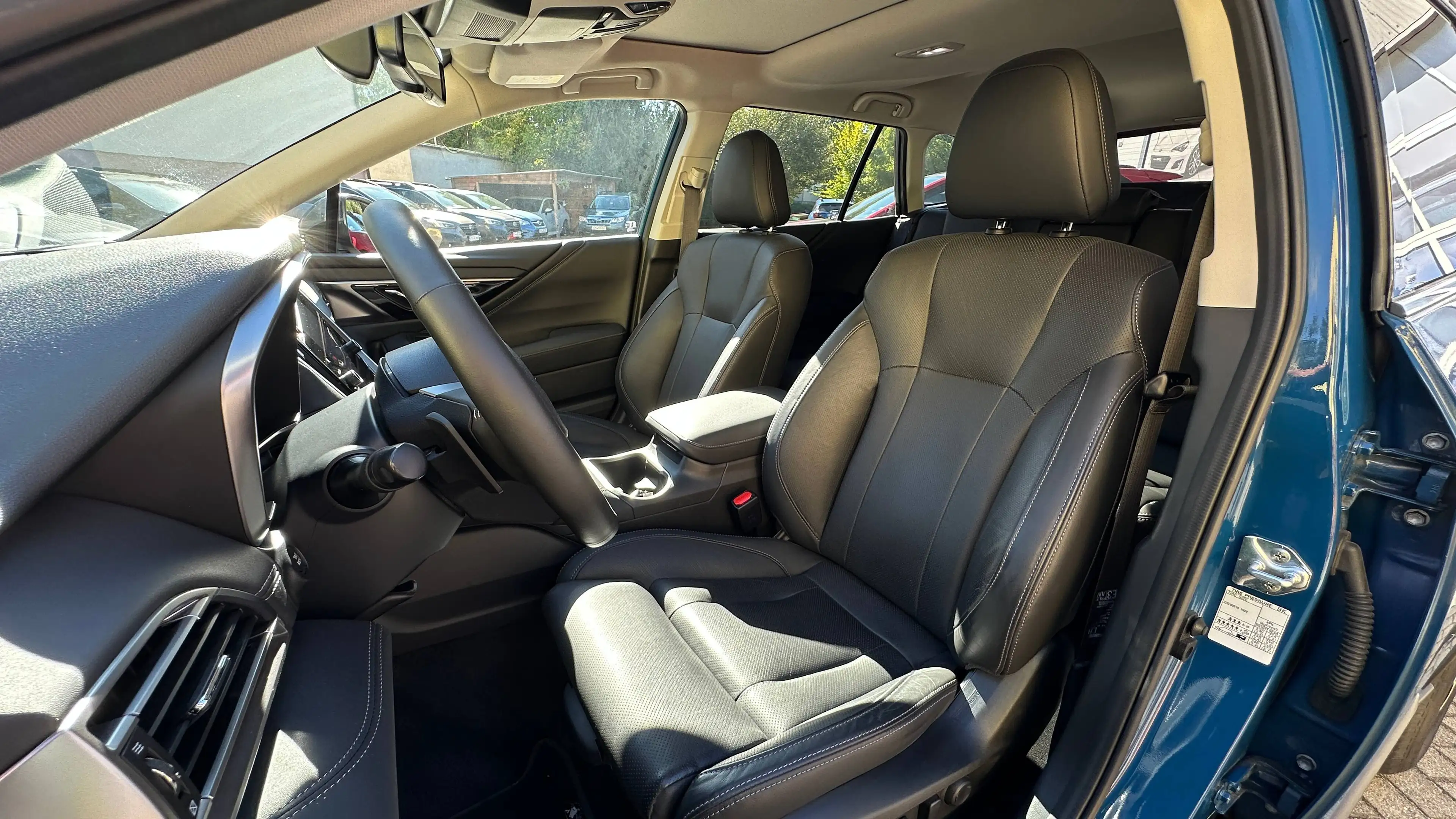 Subaru OUTBACK Outback 2.5i Lineartronic Edition Platinum Cross — photo 13
