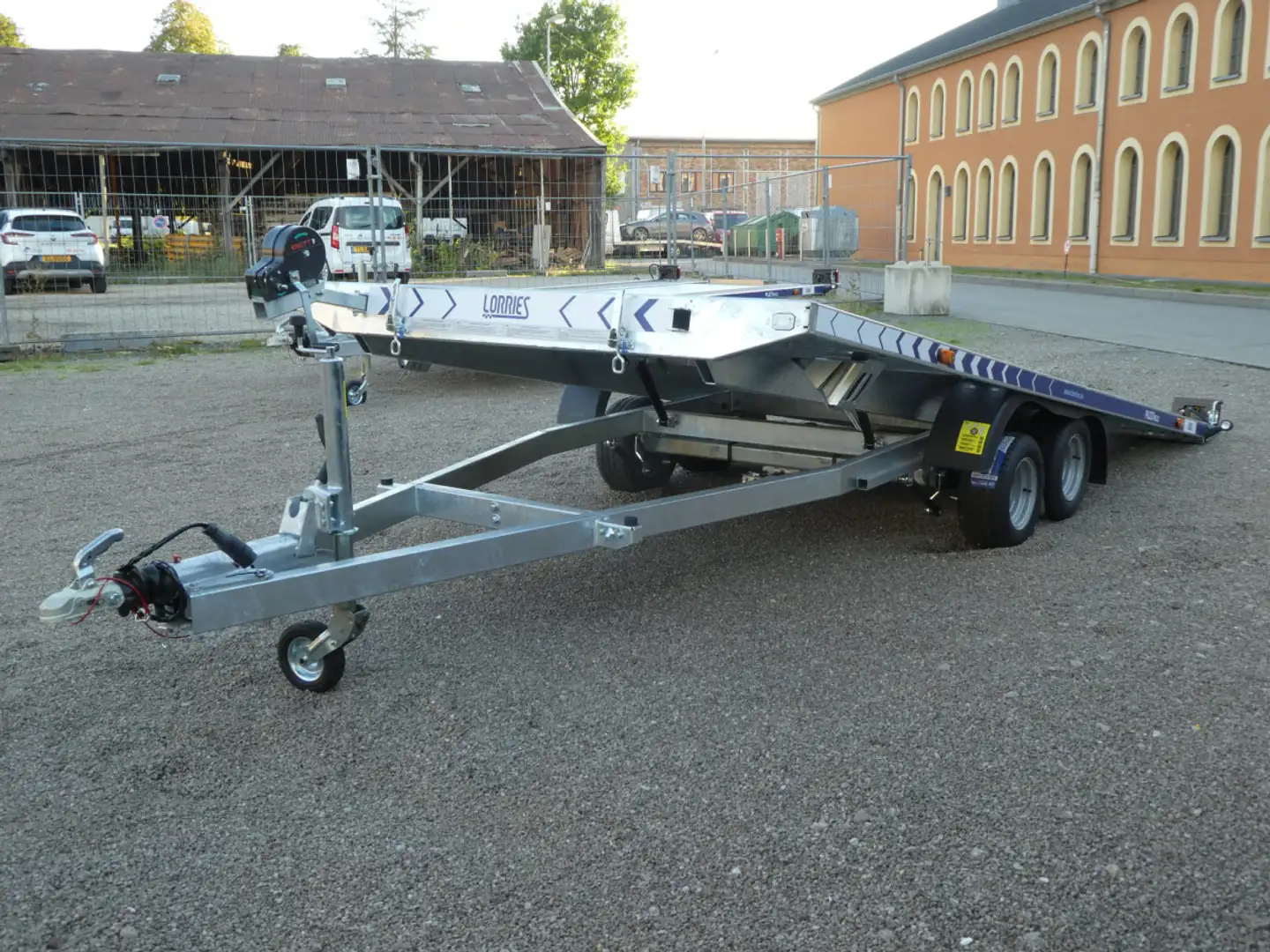 Autres S222 - 2700RT Porte-voiture Plateau basculant 2700 - 1
