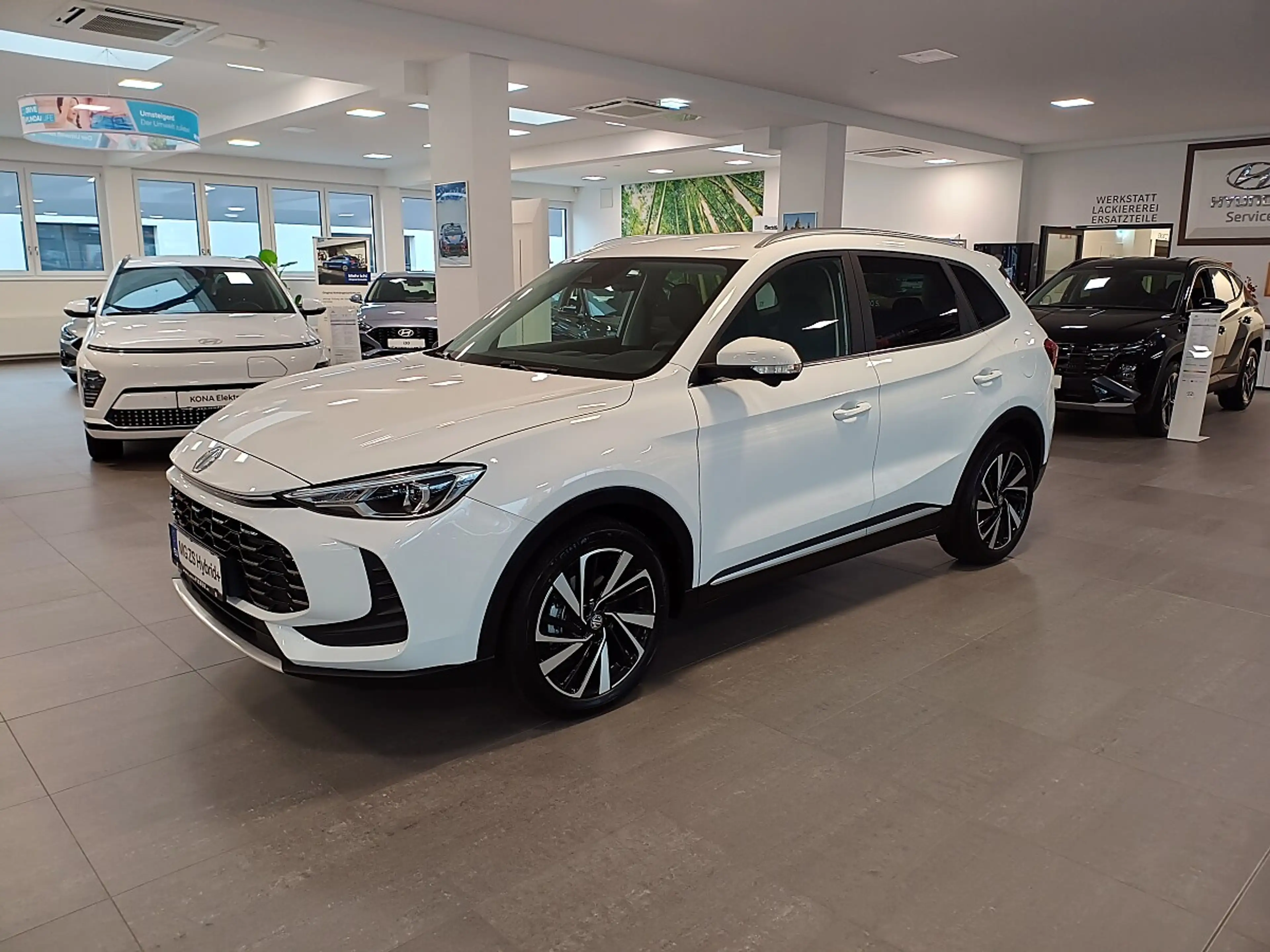 MG ZS 1.5 Hybrid+ Luxury *BARKAUFPREIS* — photo 2