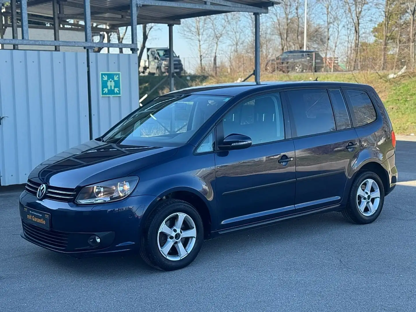 Volkswagen Touran Trendline 1,2 TSI|6Gang|Tempomat|Sitzheitzung|M... Blau - 2