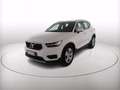 Volvo XC40 D4 AWD Geartronic Momentum Bianco - thumbnail 1