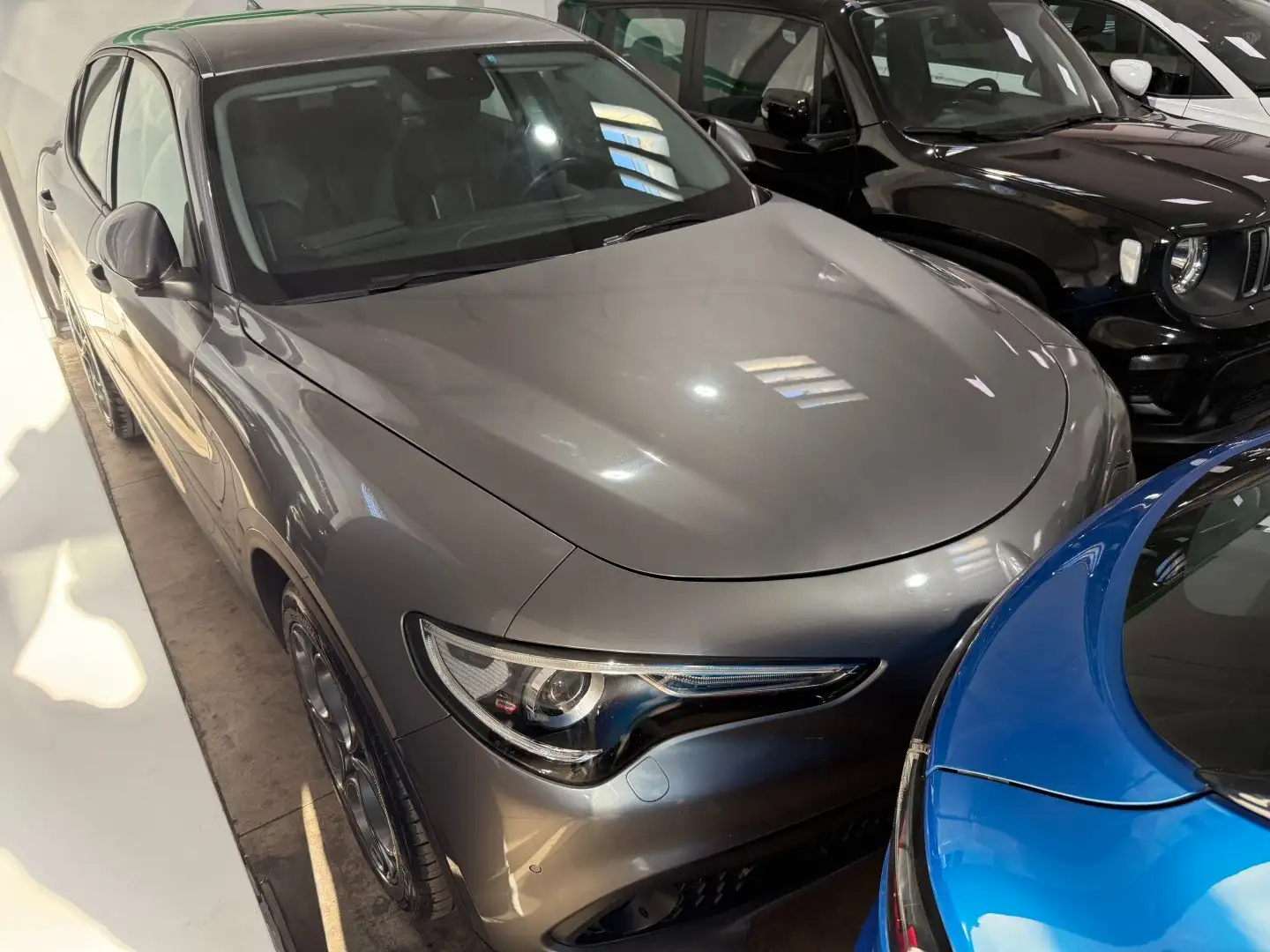 Alfa Romeo Stelvio Stelvio 2.2 t Super rwd 180cv auto Gri - 2