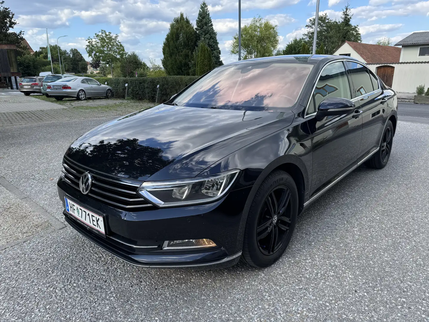 Volkswagen Passat Highline 1,6 TDI DSG - 1