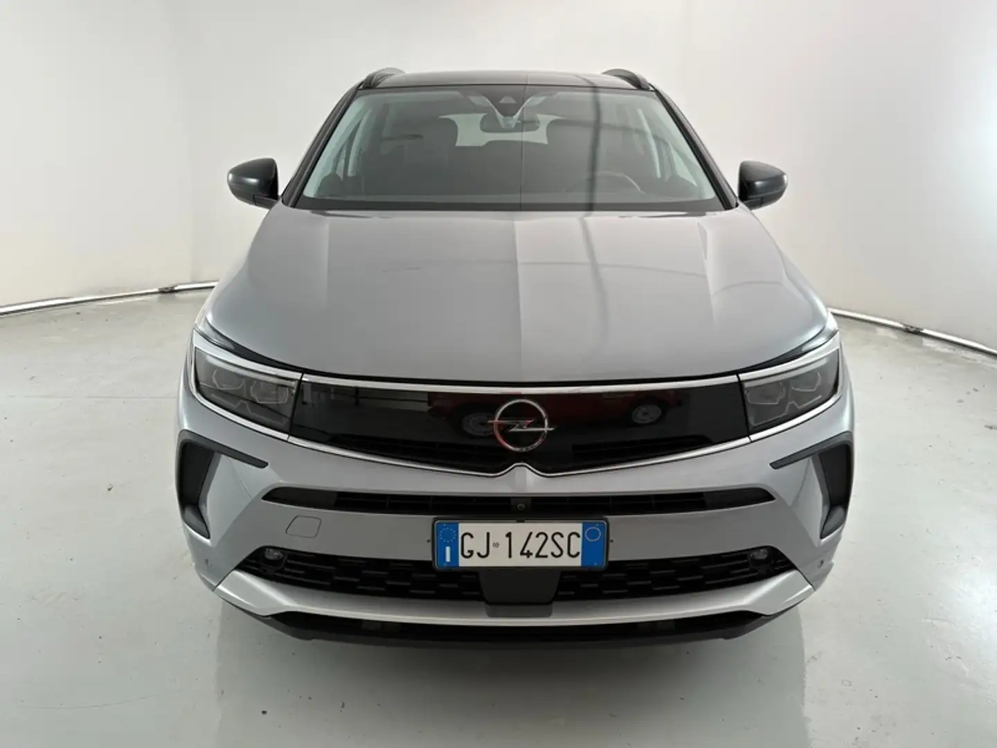 Opel Grandland 1.2  Ultimate Grau - 2