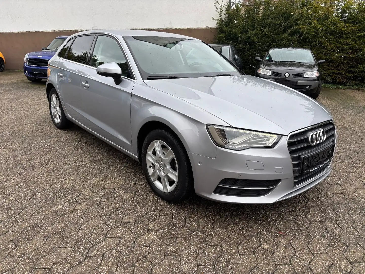 Audi A3 Sportback Navi/Sitzhzg /LED/PDC/Sportsitze Argent - 2