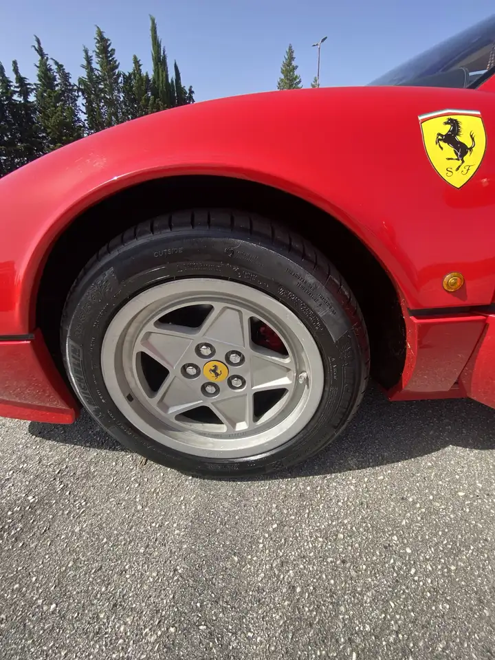 Ferrari 208 GTB 254cv, foto 3