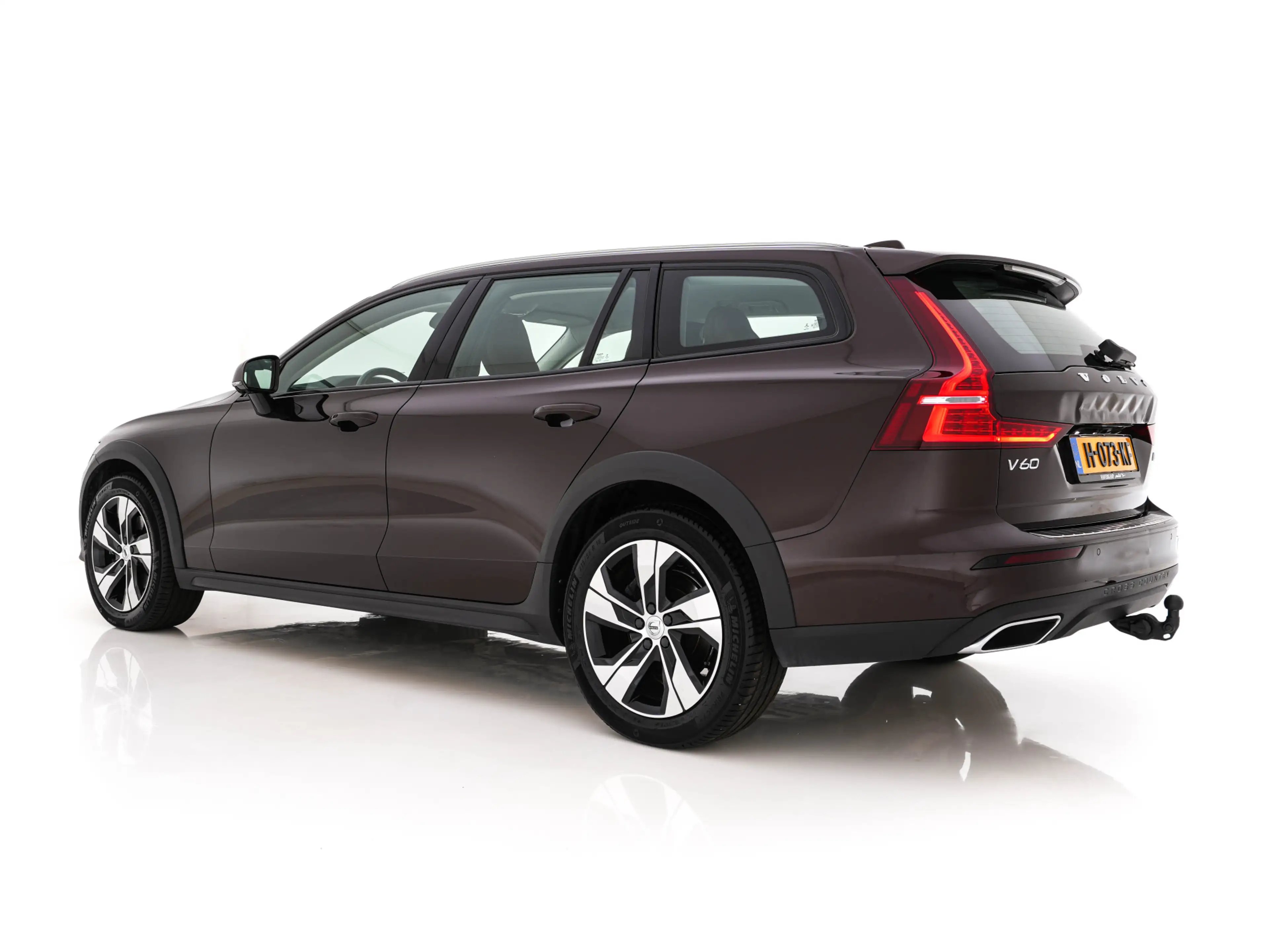 Volvo V60 Cross Country 2.0 D4 AWD Pro Aut. *LEATHER | FULL-LED | HARMAN/K — photo 4