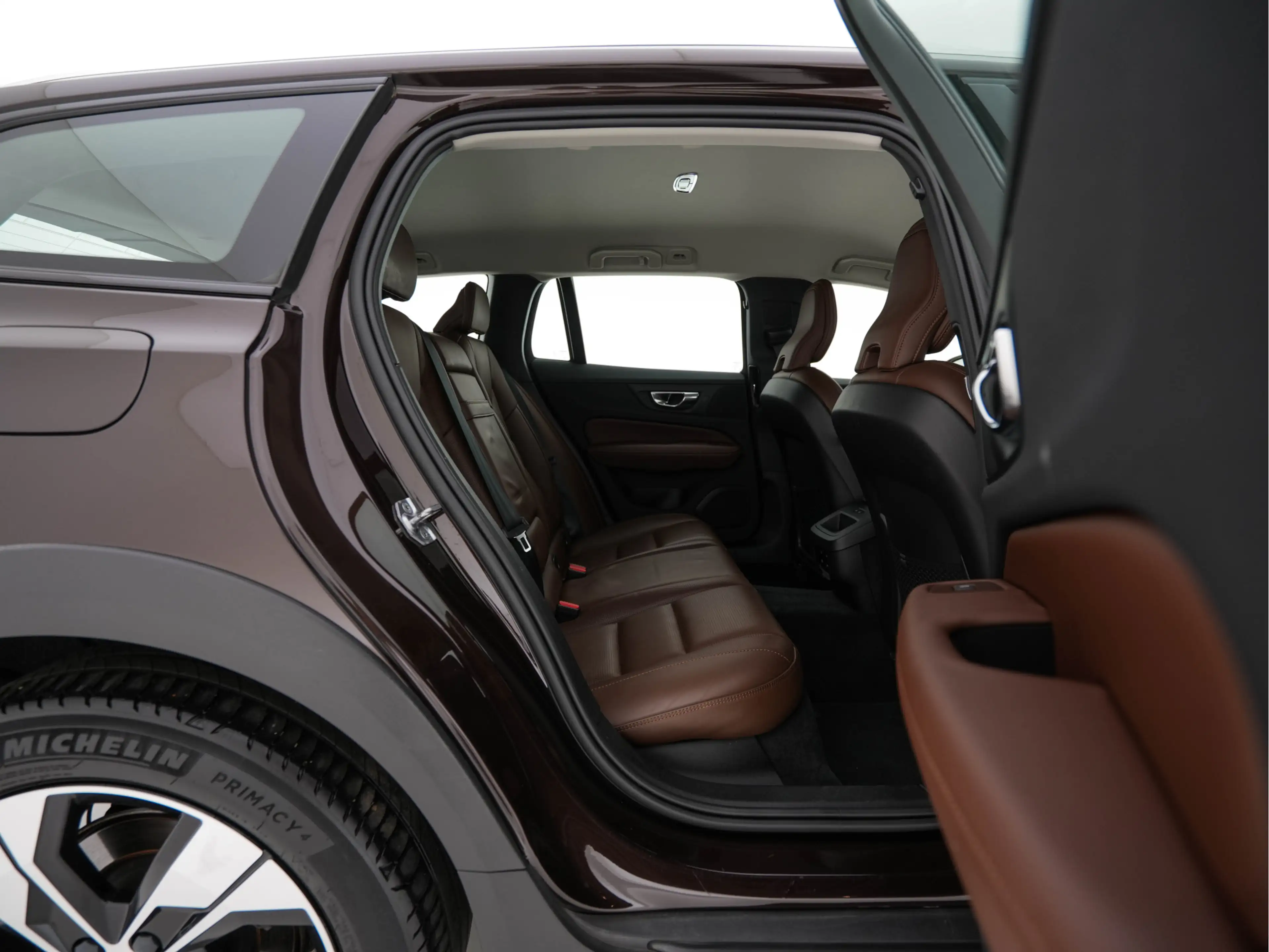Volvo V60 Cross Country 2.0 D4 AWD Pro Aut. *LEATHER | FULL-LED | HARMAN/K — photo 11