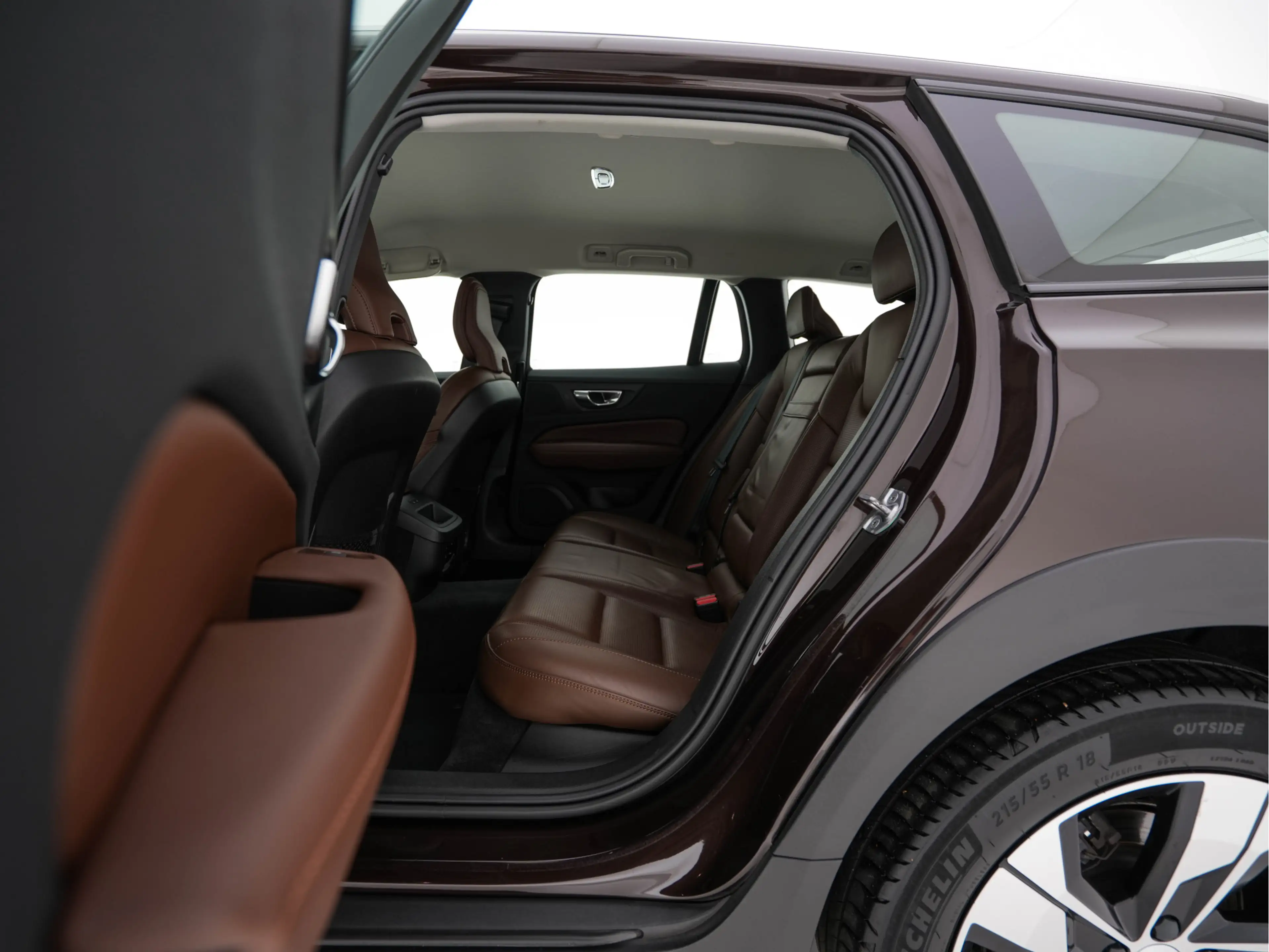 Volvo V60 Cross Country 2.0 D4 AWD Pro Aut. *LEATHER | FULL-LED | HARMAN/K — photo 9