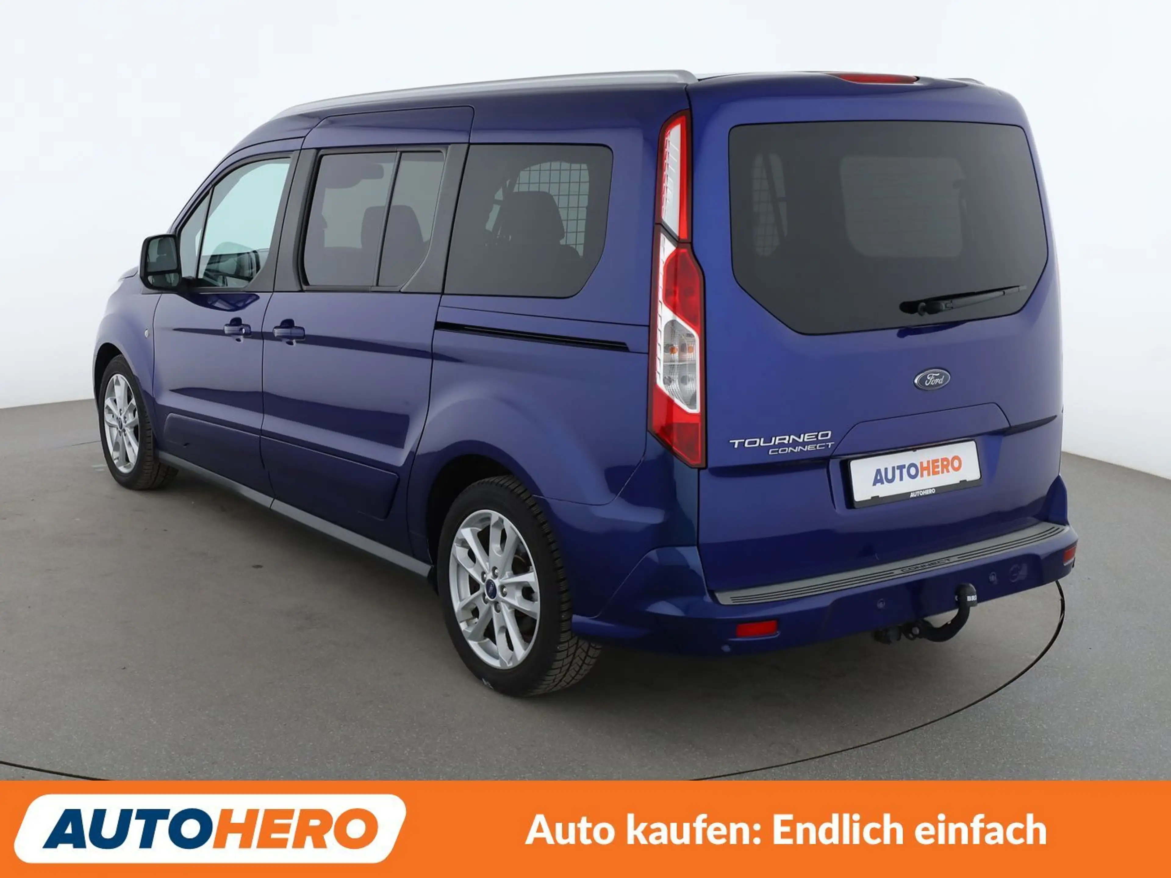 Ford Grand Tourneo 1.5 TDCi Titanium *TEMPO*PDC*SHZ*AHK* — photo 4