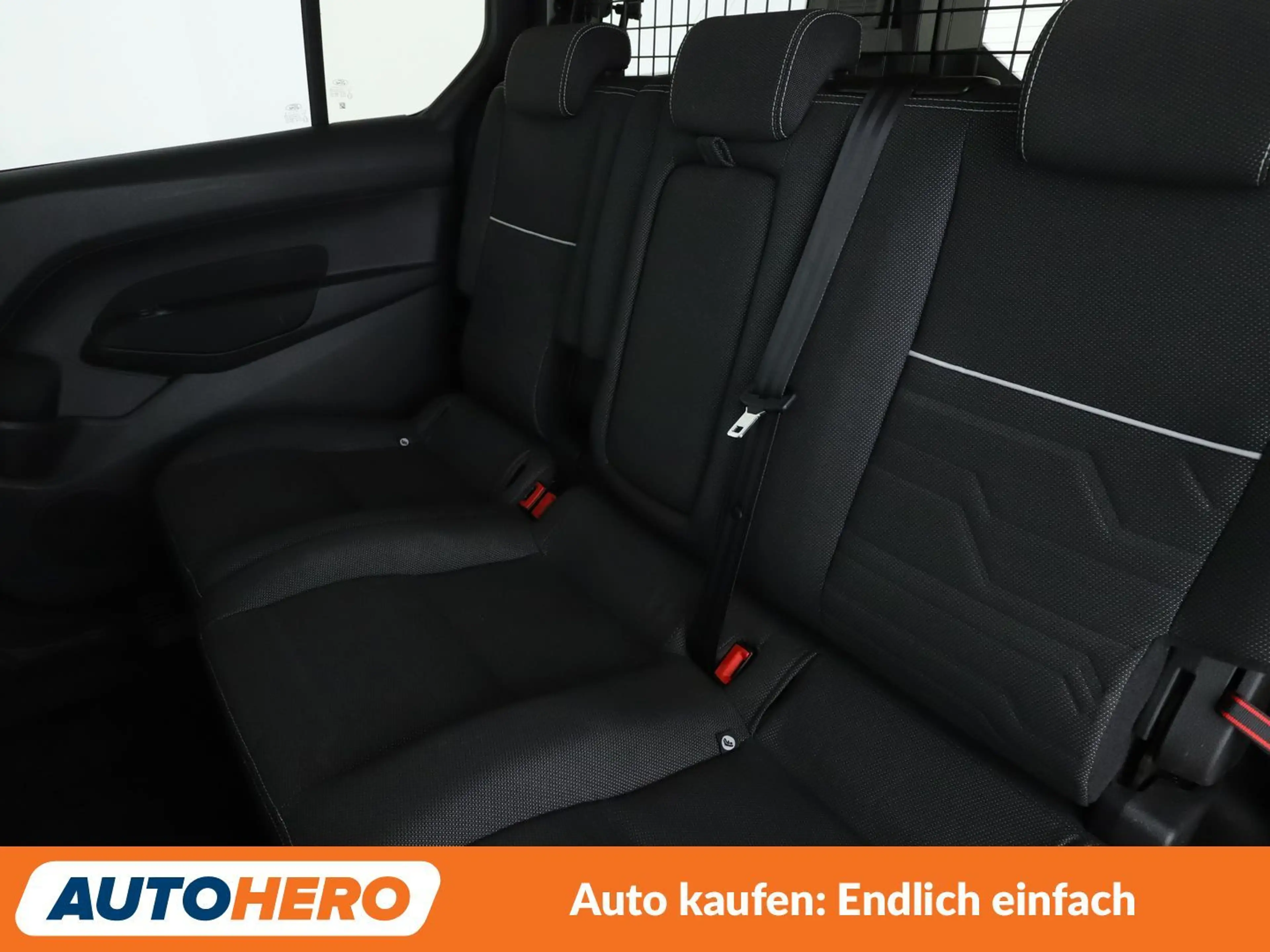 Ford Grand Tourneo 1.5 TDCi Titanium *TEMPO*PDC*SHZ*AHK* — photo 14