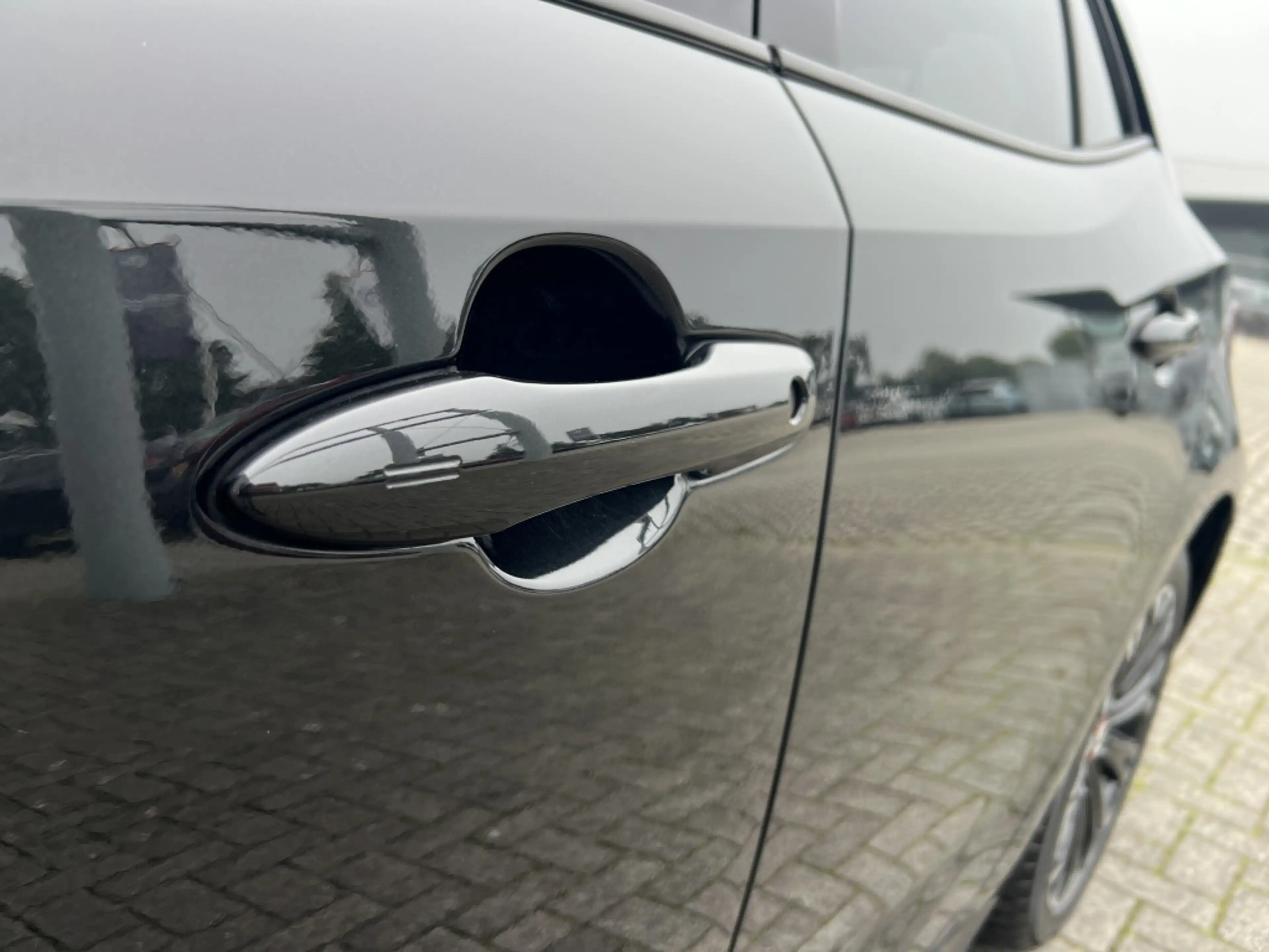 Toyota Corolla 1.8 Hybrid GR-Sport — photo 22