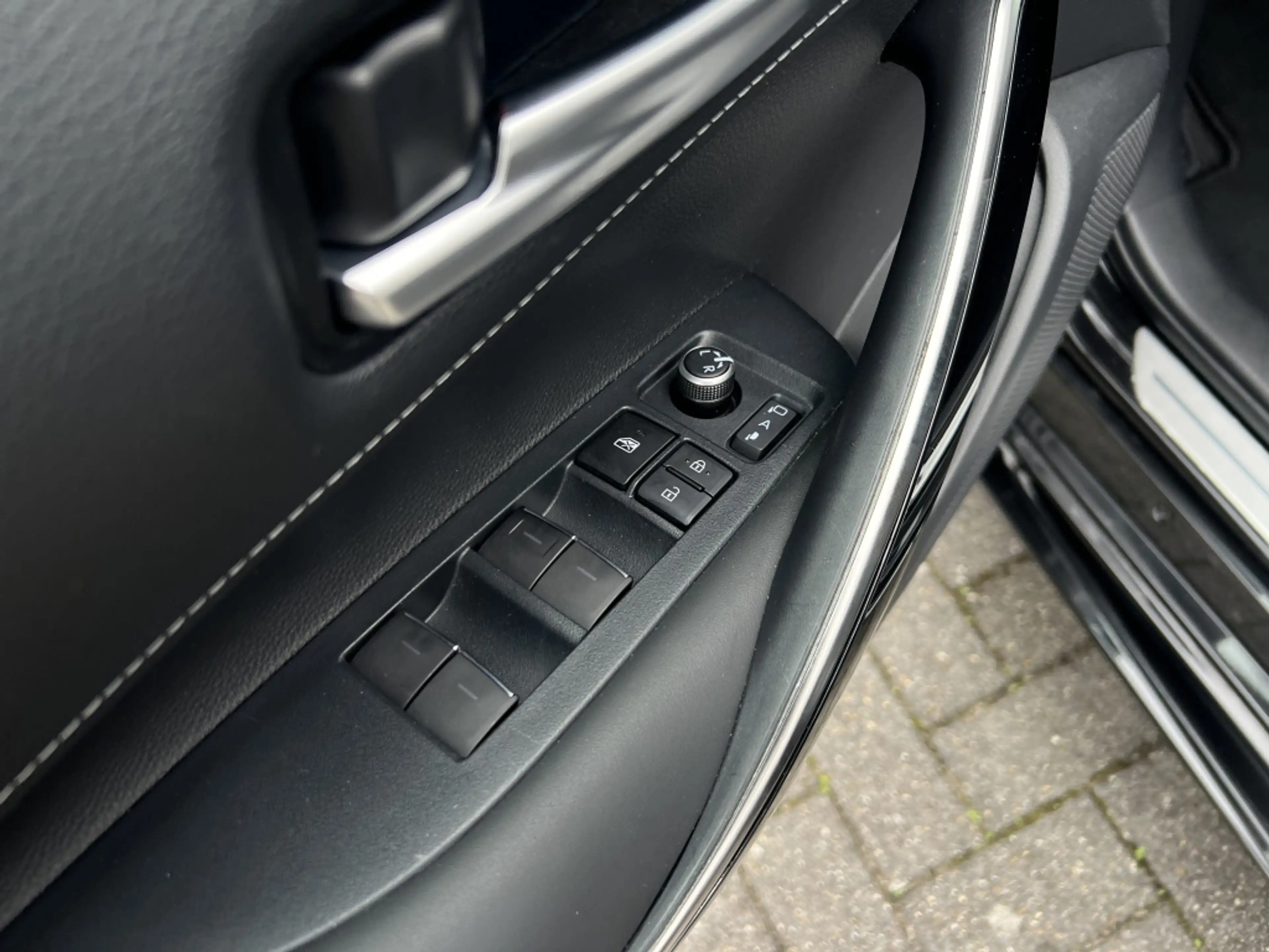 Toyota Corolla 1.8 Hybrid GR-Sport — photo 7