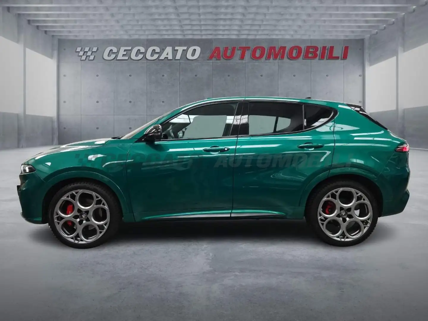 Alfa Romeo Tonale Tonale My24 Hybrid 160cv Tributo Italiano Grün - 2