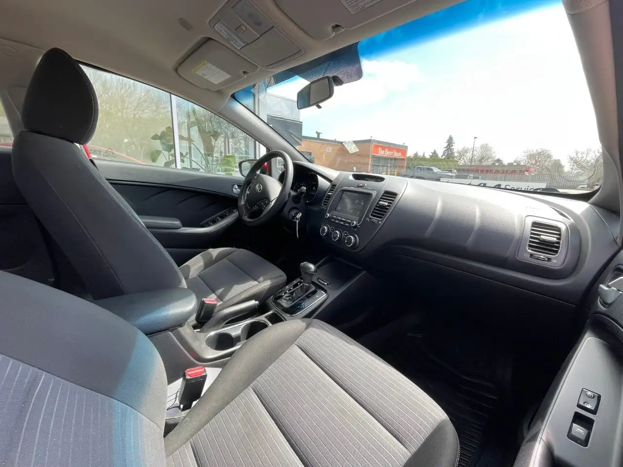 Kia Forte снимка Kia Forte