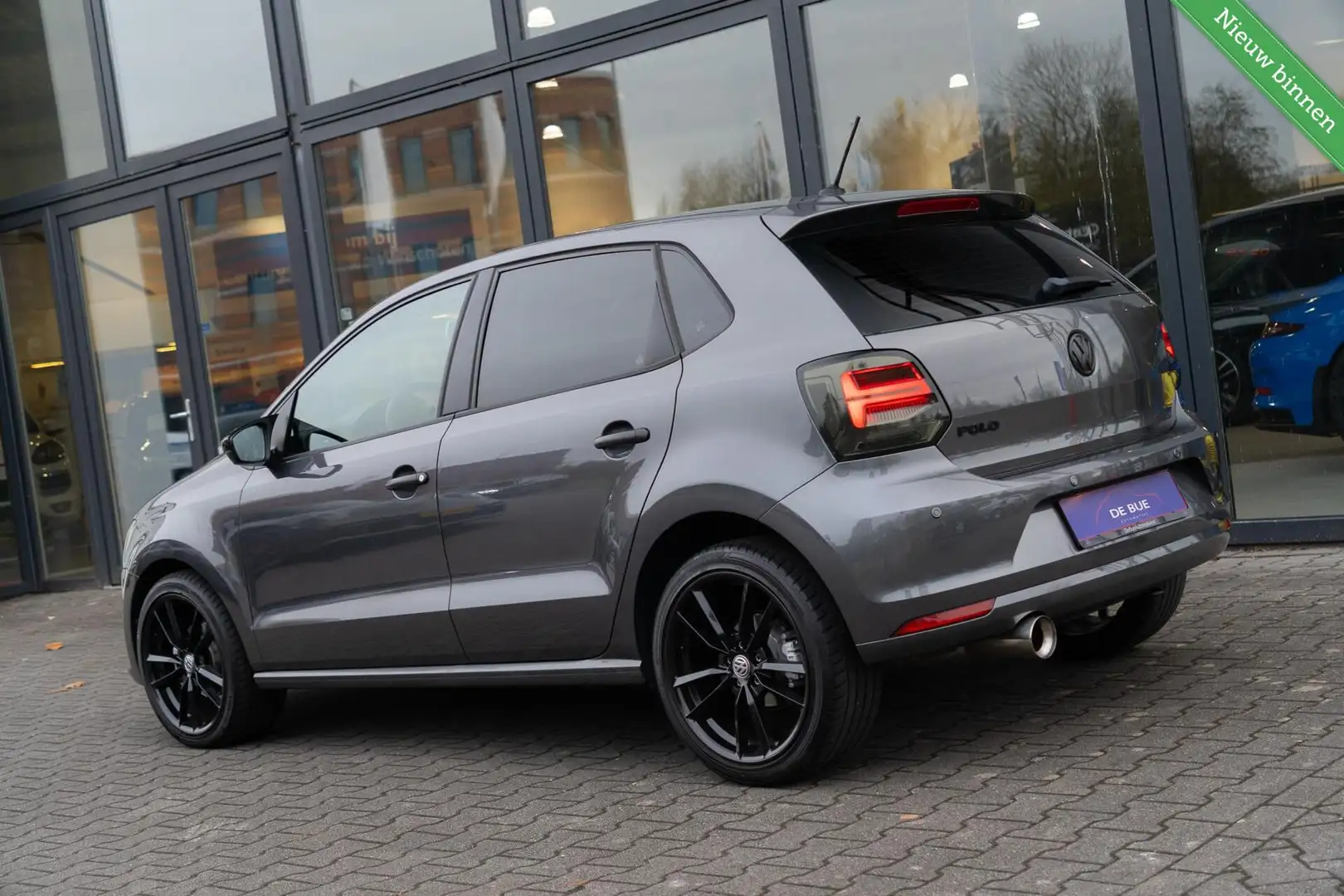 Volkswagen Polo 1.2 TSI Highline DSG-7|LED|Airco|Pretoria|5-deurs| Grau - 2