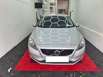 V40 Diesel D2