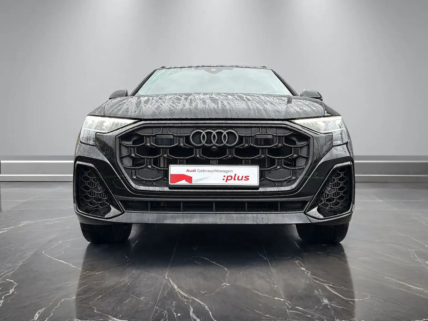 Audi Q8 55 TFSI +S-LINE+ADAPAIR+AHK+360°+OPTIK+MEMORY Schwarz - 2