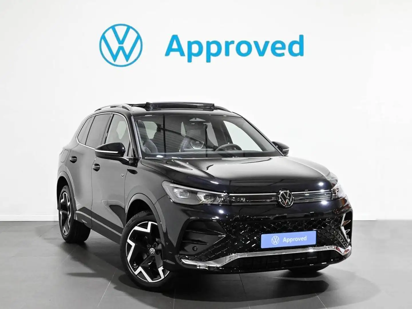 Volkswagen Tiguan 2.0TDI DSG R-Line 110kW Zwart - 1