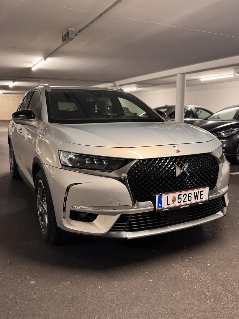 DS Automobiles DS 7 Crossback DS7 E-Tense 300 PHEV EAT8 4x4 Be Chic Aut. Grau - 2
