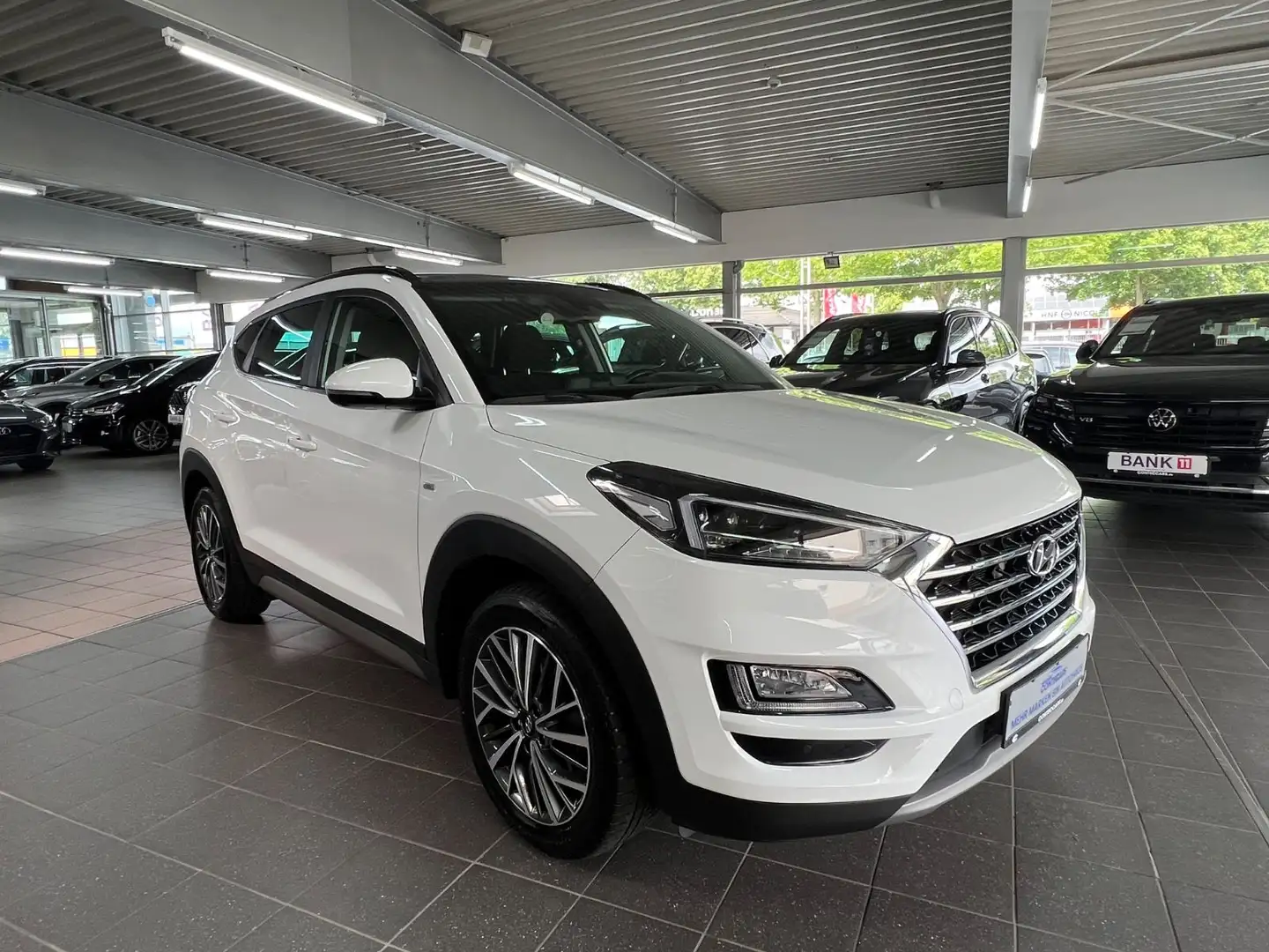 Hyundai TUCSON Style 2WD Pano+ACC+Kamera Around View uvm Weiß - 2