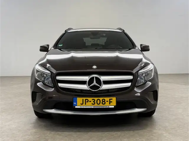 Mercedes-Benz Gla view 8