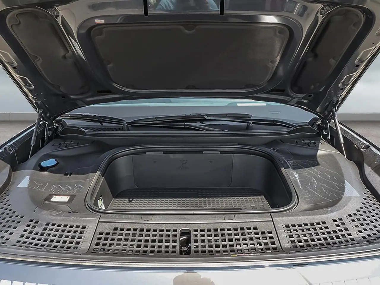 Hyundai IONIQ 9 снимка Hyundai IONIQ 9