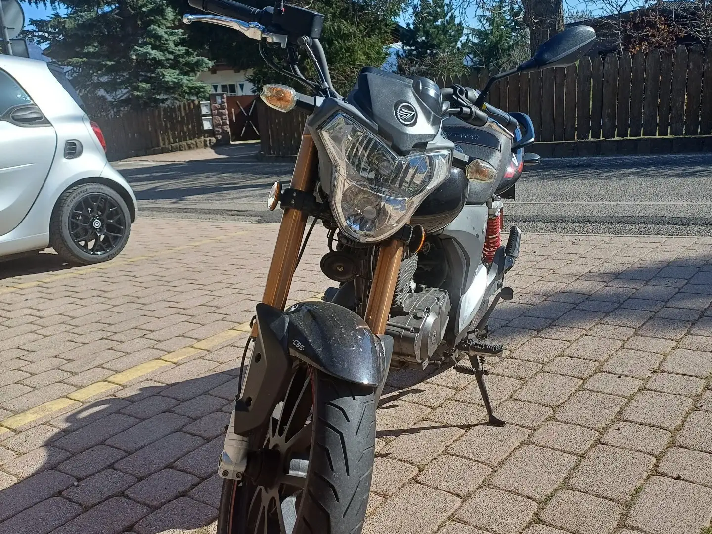 Keeway RKV 125 Negro - 2