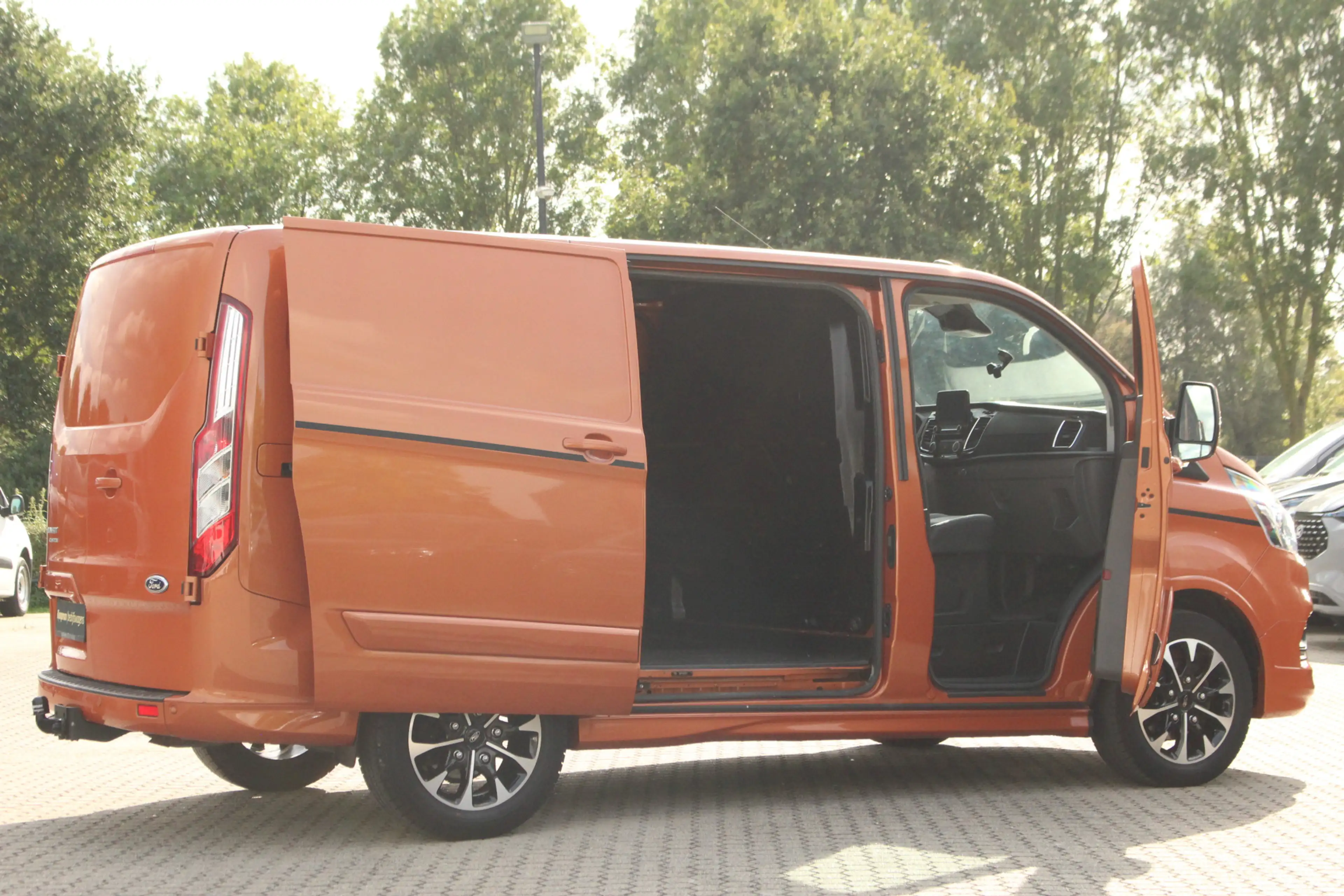 Ford Transit Custom 320 2.0TDCI 185pk L1H1 Sport | Automaat | L+R Zijd — photo 6