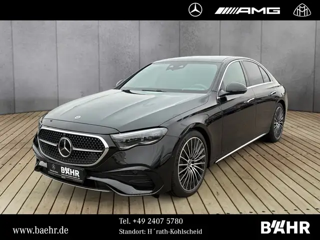 Mercedes-Benz 220 main image
