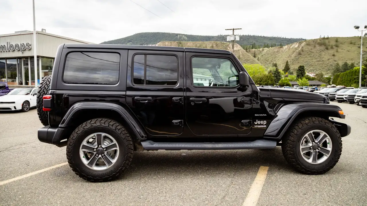 Jeep Wrangler снимка Jeep Wrangler