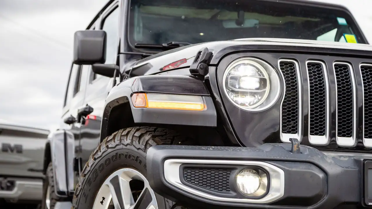 Jeep Wrangler снимка Jeep Wrangler
