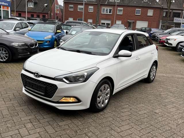 Imagine Hyundai i20 blue Classic*KLIMA*EURO6***