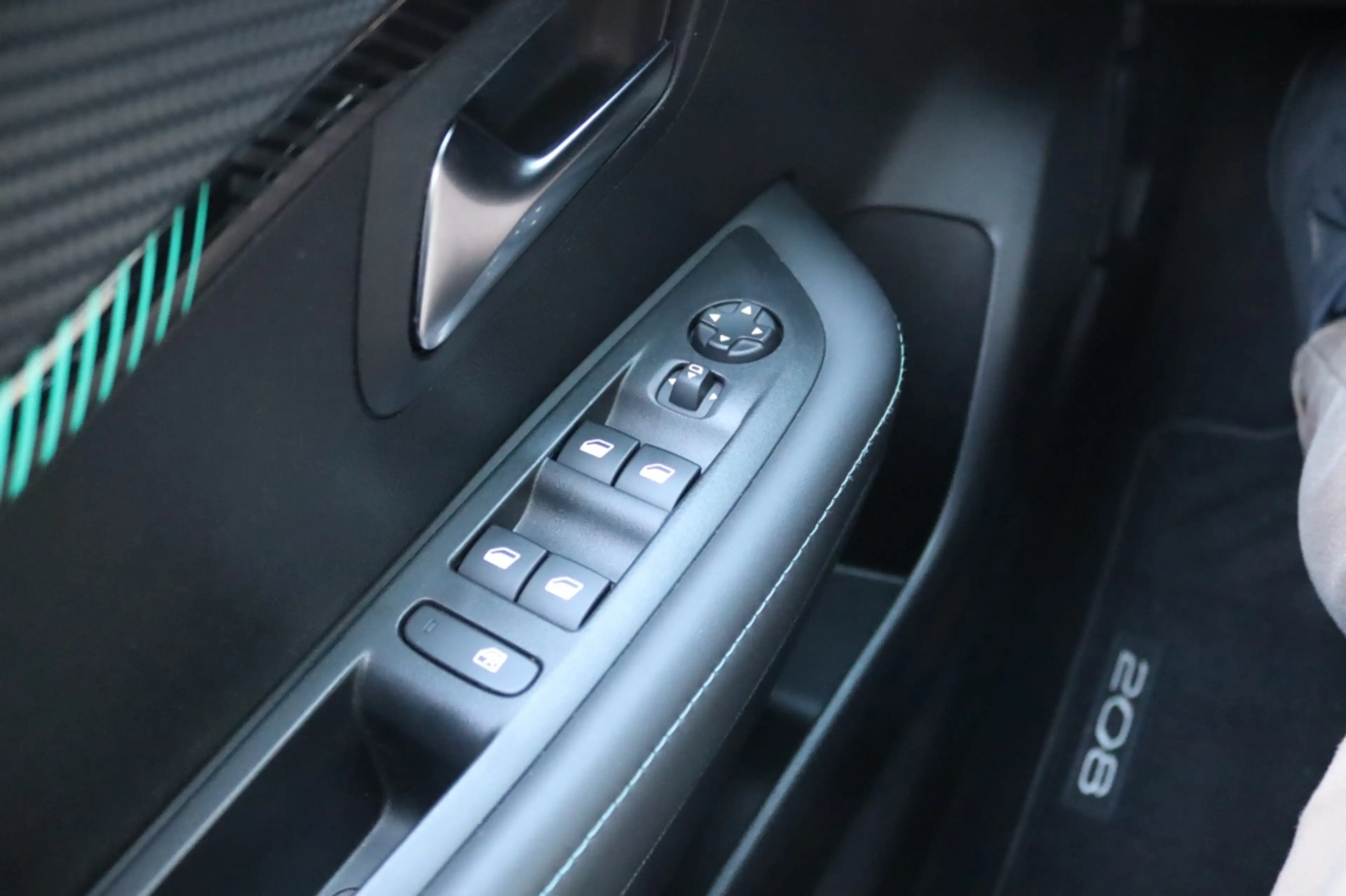 Peugeot 208 1.2 100PK ALLURE PACK Navi Carplay | Camera | Pdc — photo 33