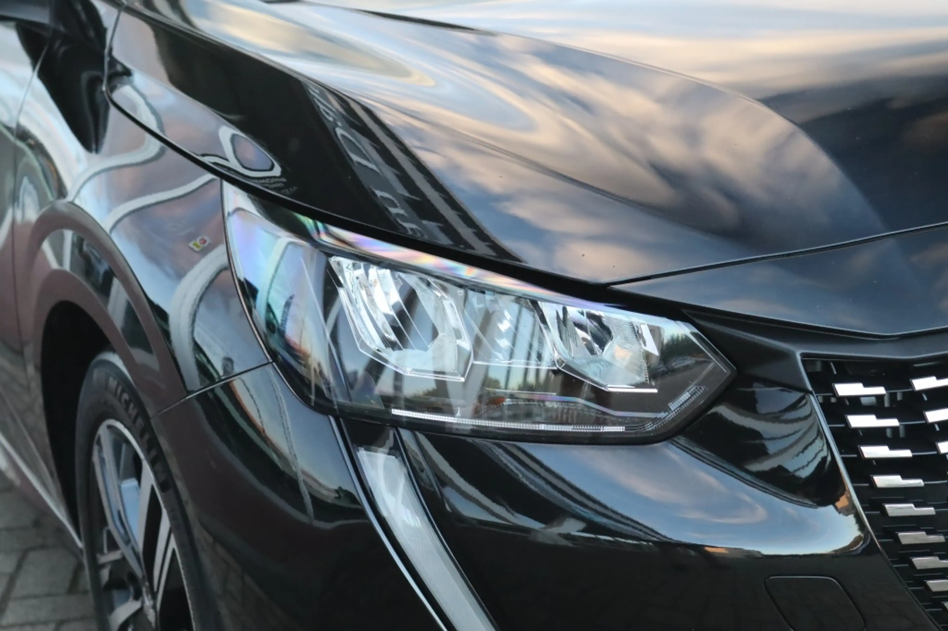 Peugeot 208 1.2 100PK ALLURE PACK Navi Carplay | Camera | Pdc — photo 13