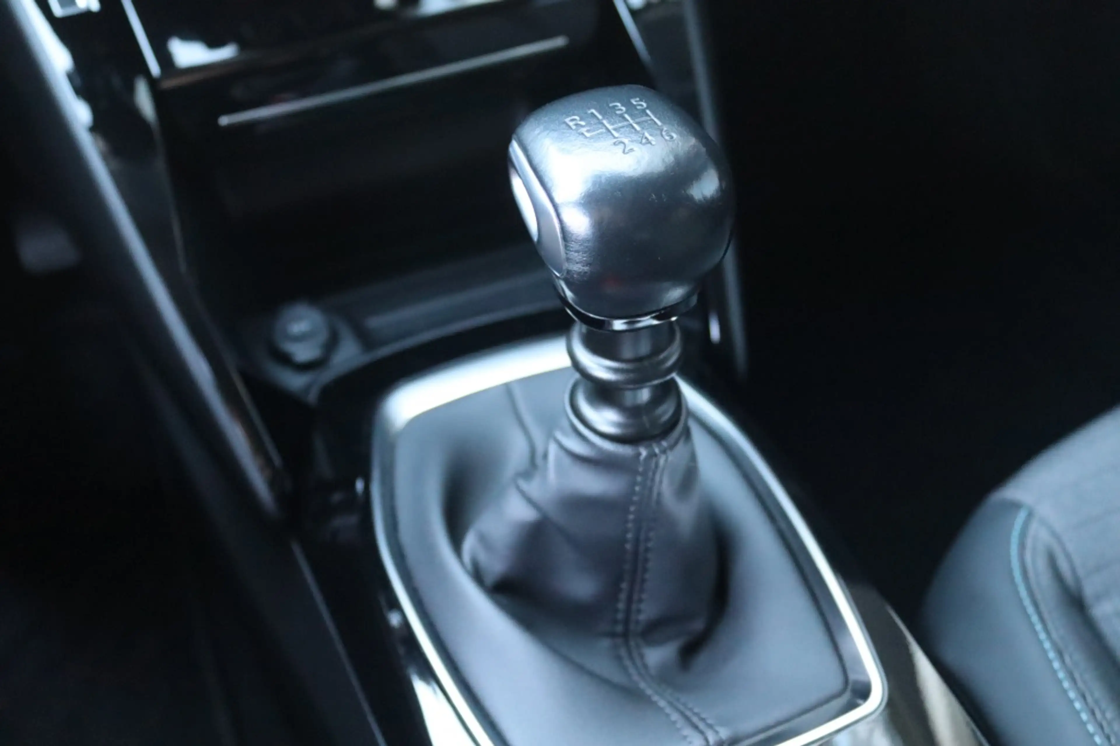 Peugeot 208 1.2 100PK ALLURE PACK Navi Carplay | Camera | Pdc — photo 25