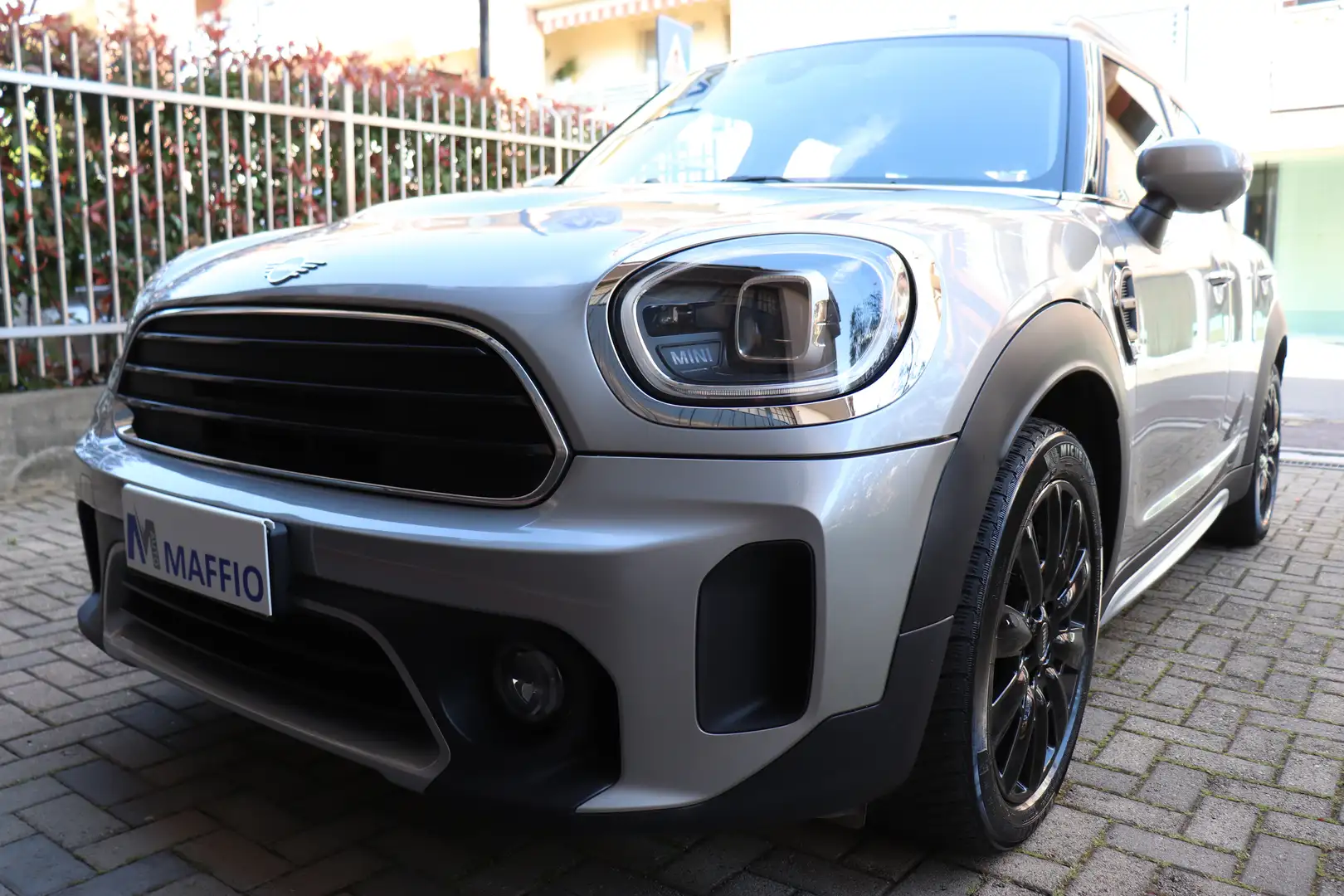 MINI Cooper D Countryman 2.0 CLASSIC AUTO+S.PARCHEGGIO+RETROCAMERA+GOMME MS Gris - 2
