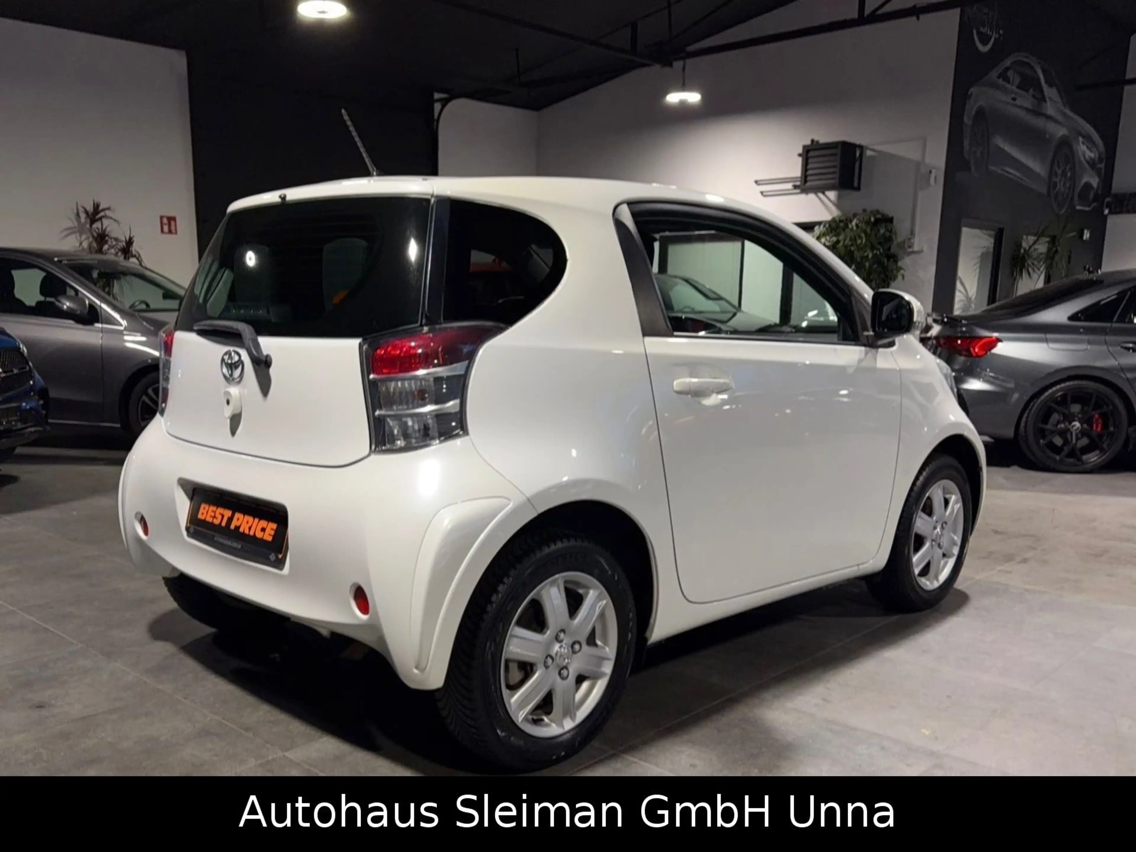 Toyota iQ iQ Basis/Navi/Alu/Klima/Tüv-Neu/Top-pflege — photo 5