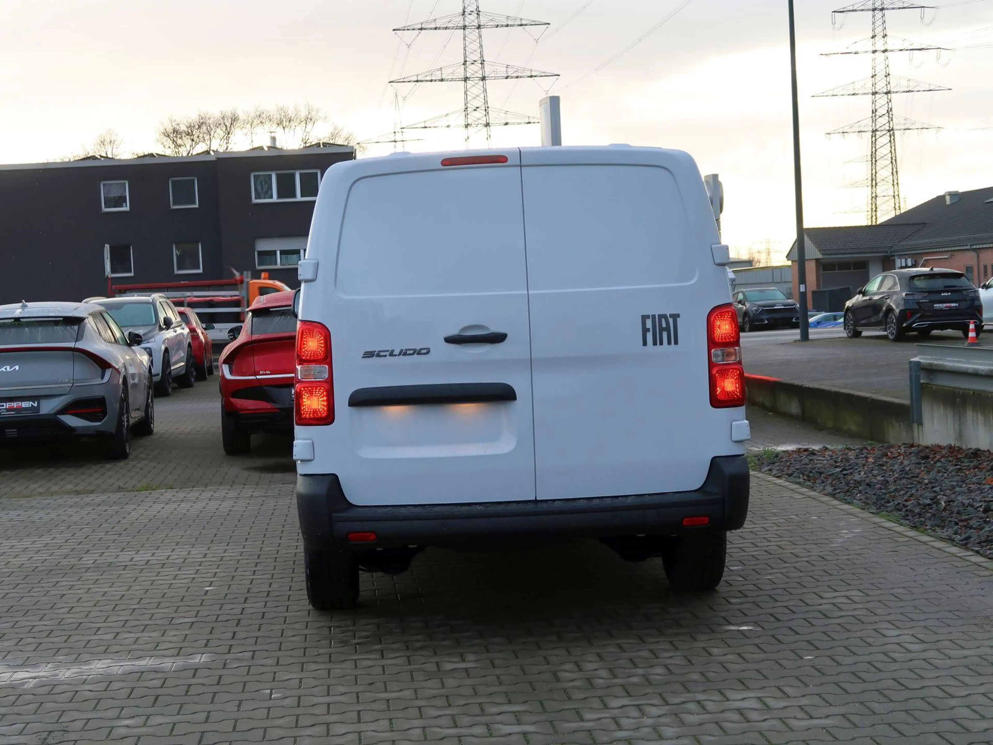 Fiat Scudo Multicab 6 Sitzer,Carplay,Klima,AHk,Holz — photo 13