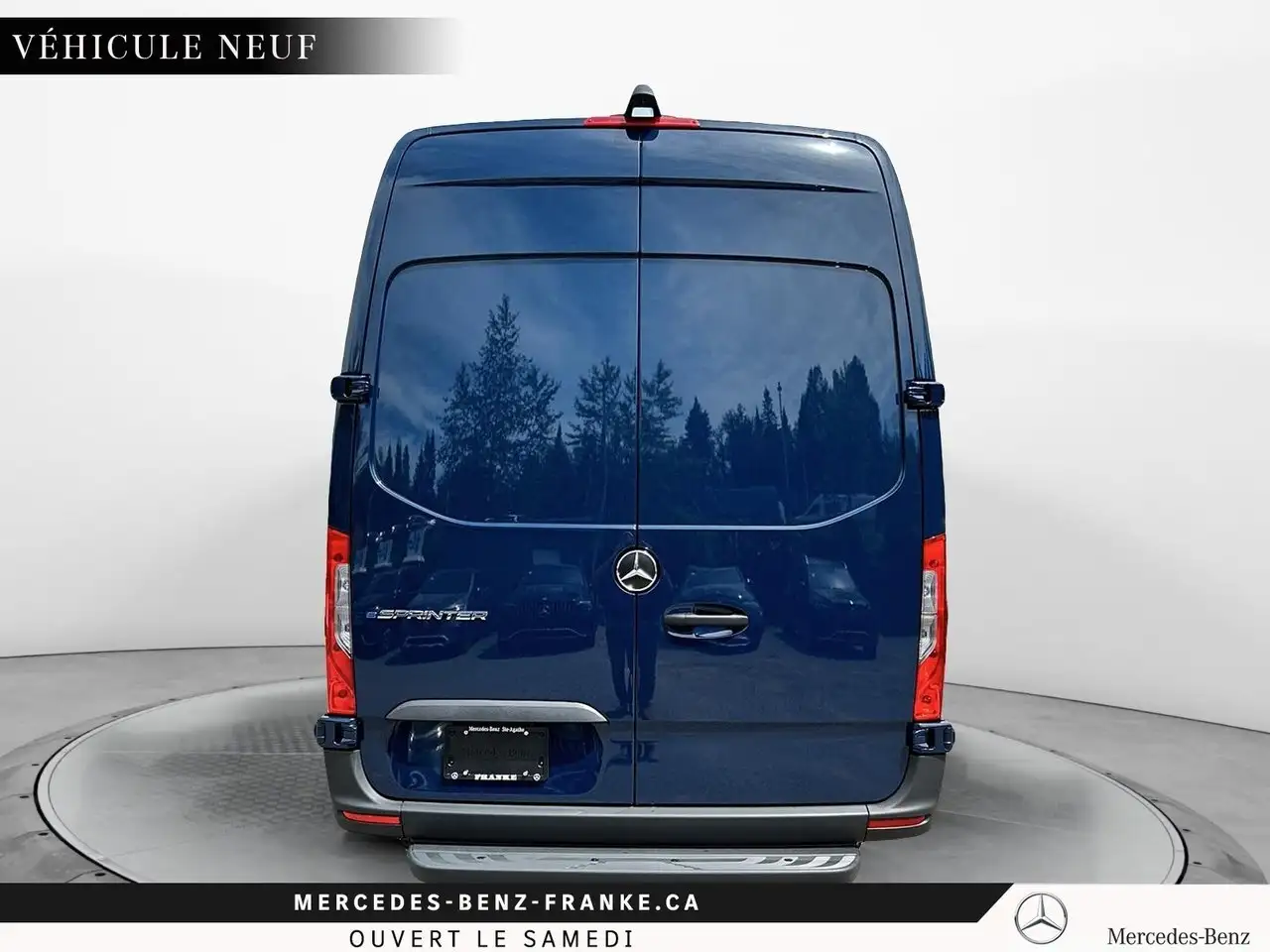 Mercedes-Benz eSprinter снимка Mercedes-Benz eSprinter
